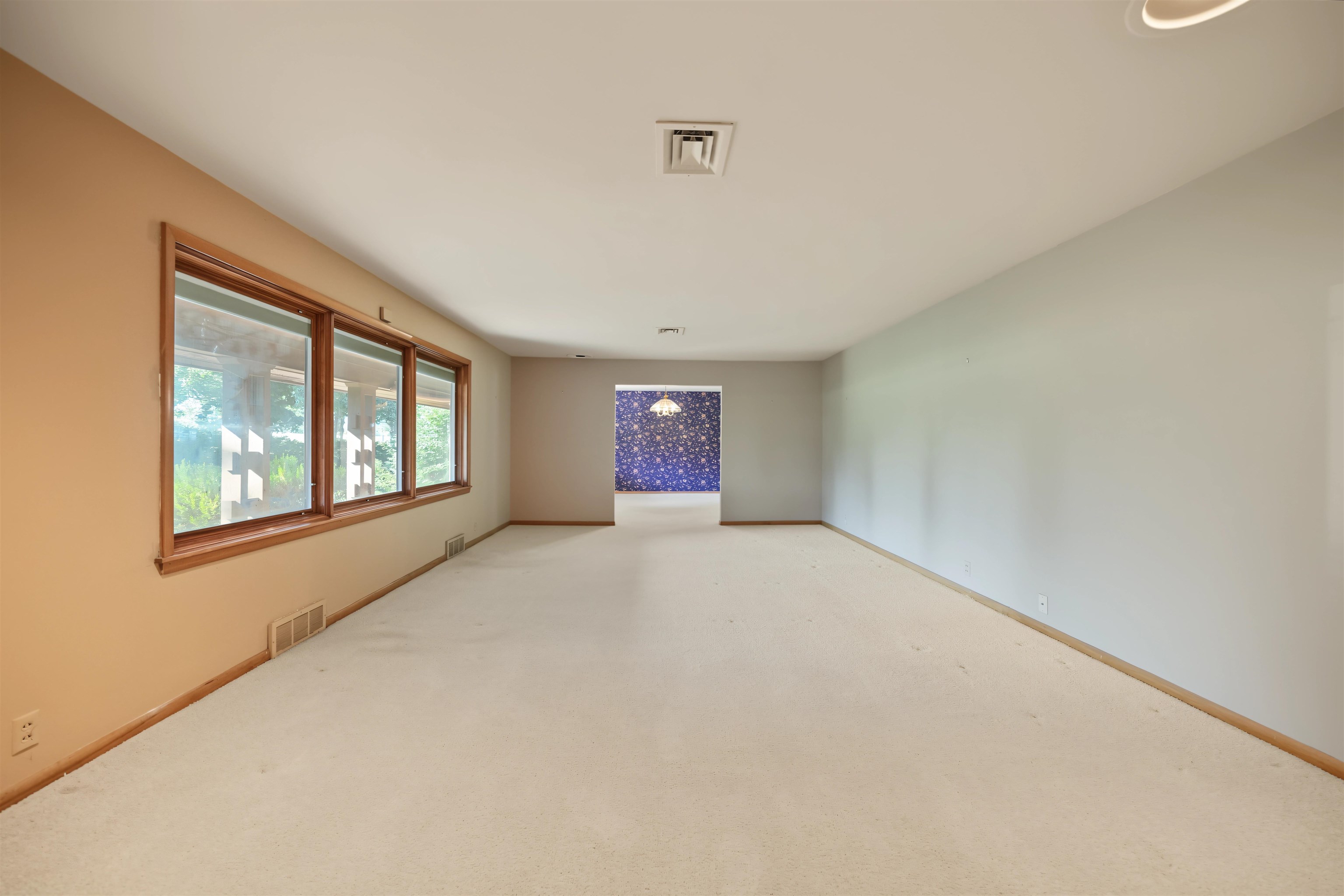 534 Upper Mill Hts. Dr. Property Photo 15