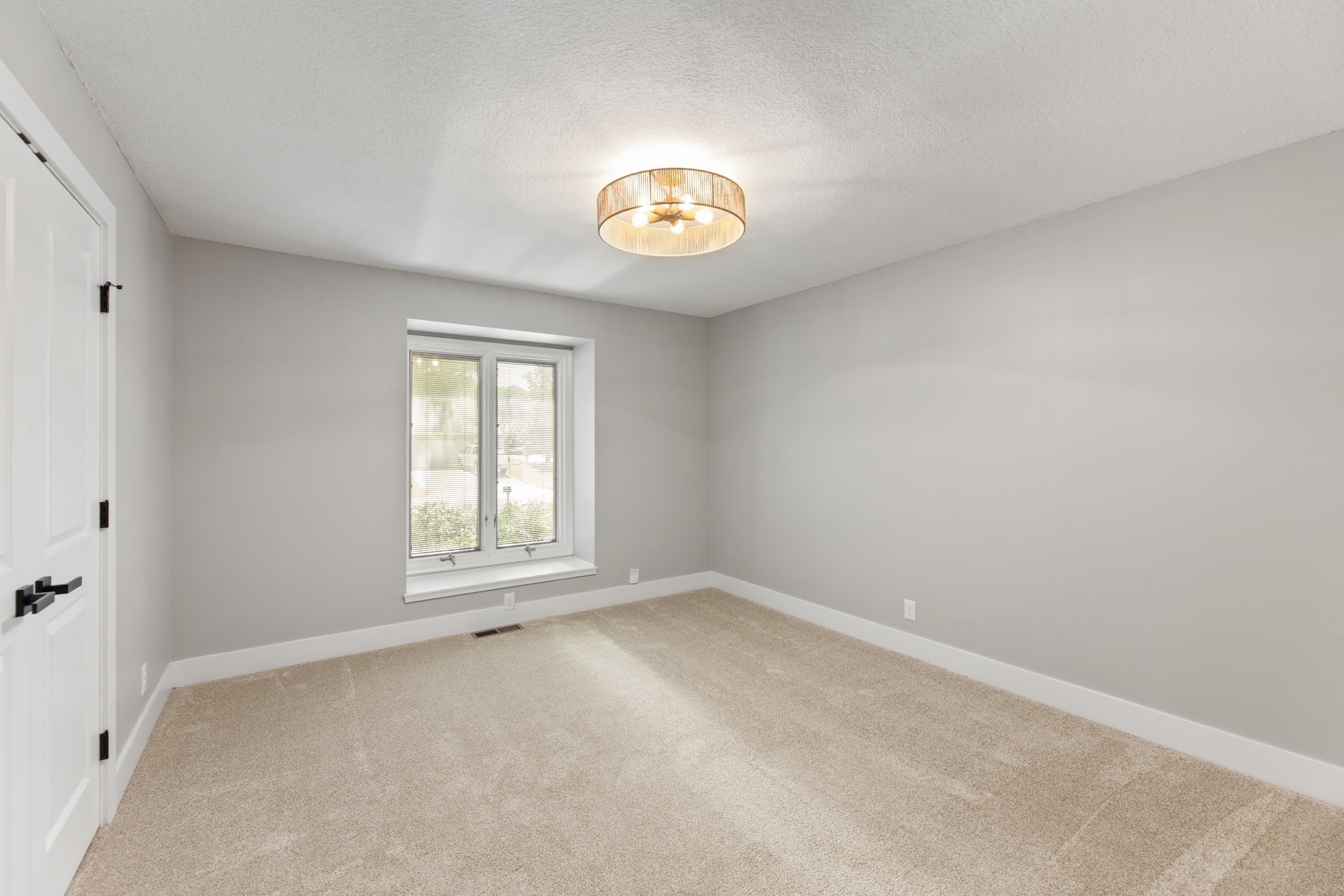 11522 W Texas St Property Photo 7