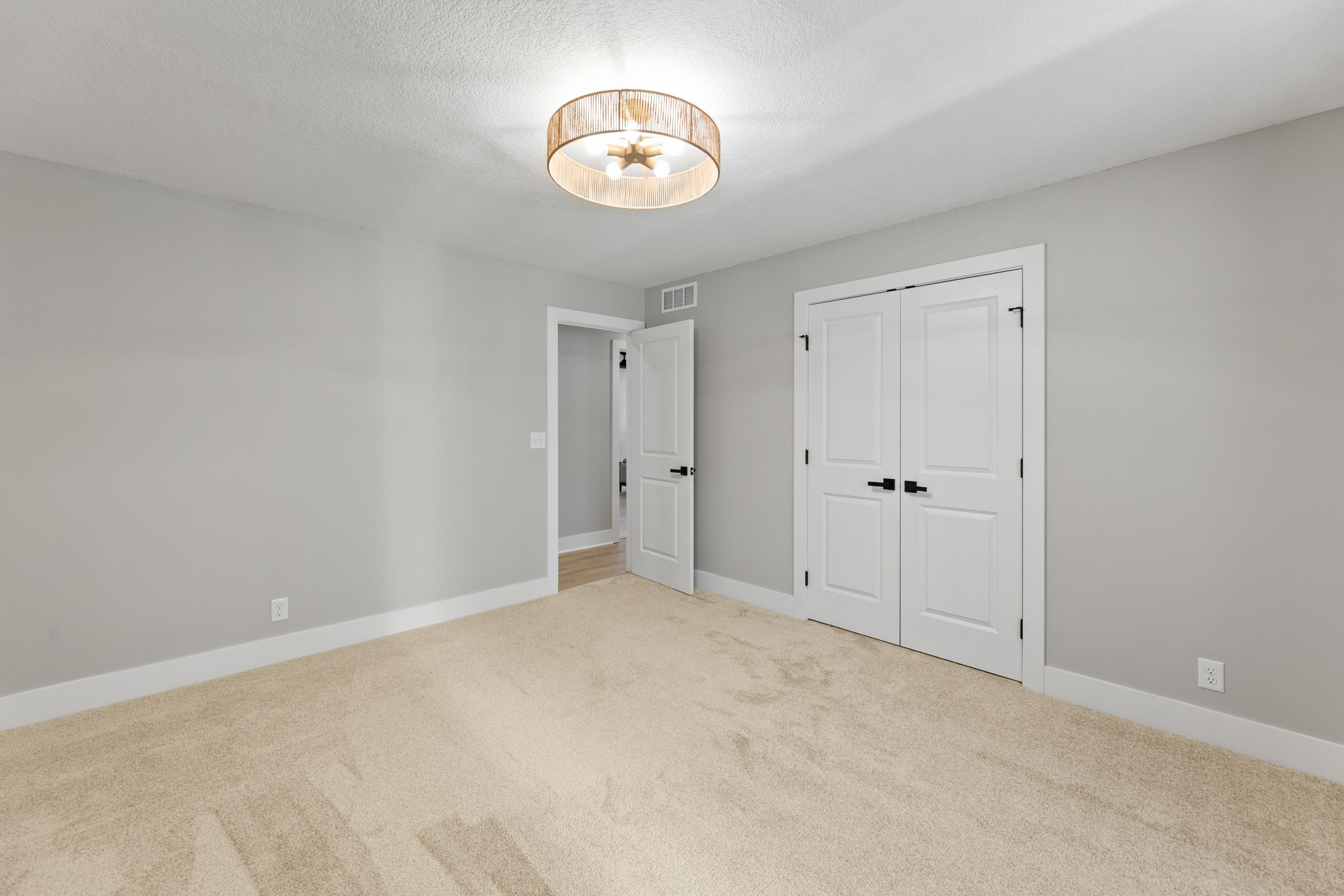 11522 W Texas St Property Photo 8