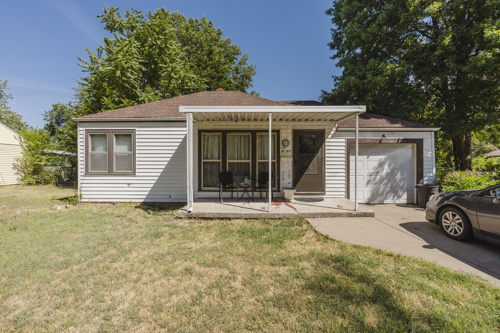 4120 E Clark St. Property Photo 1