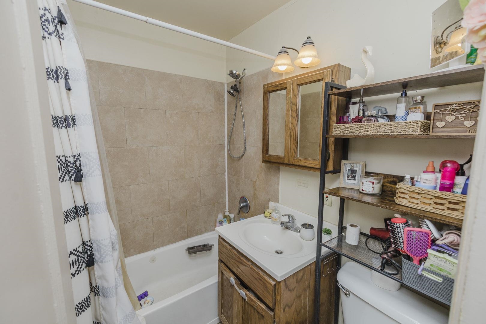 4120 E Clark St. Property Photo 19
