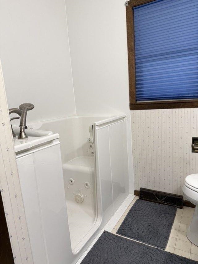 12 Roberts Ct Property Photo 11