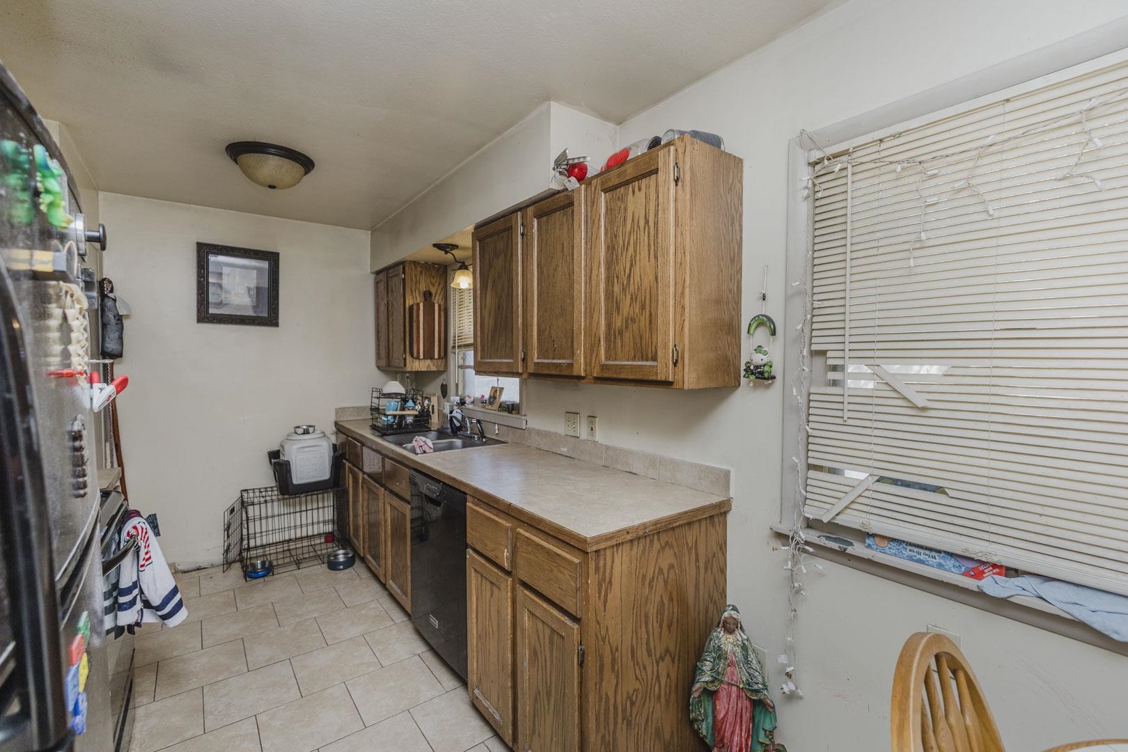 2616 S Oak Property Photo 8