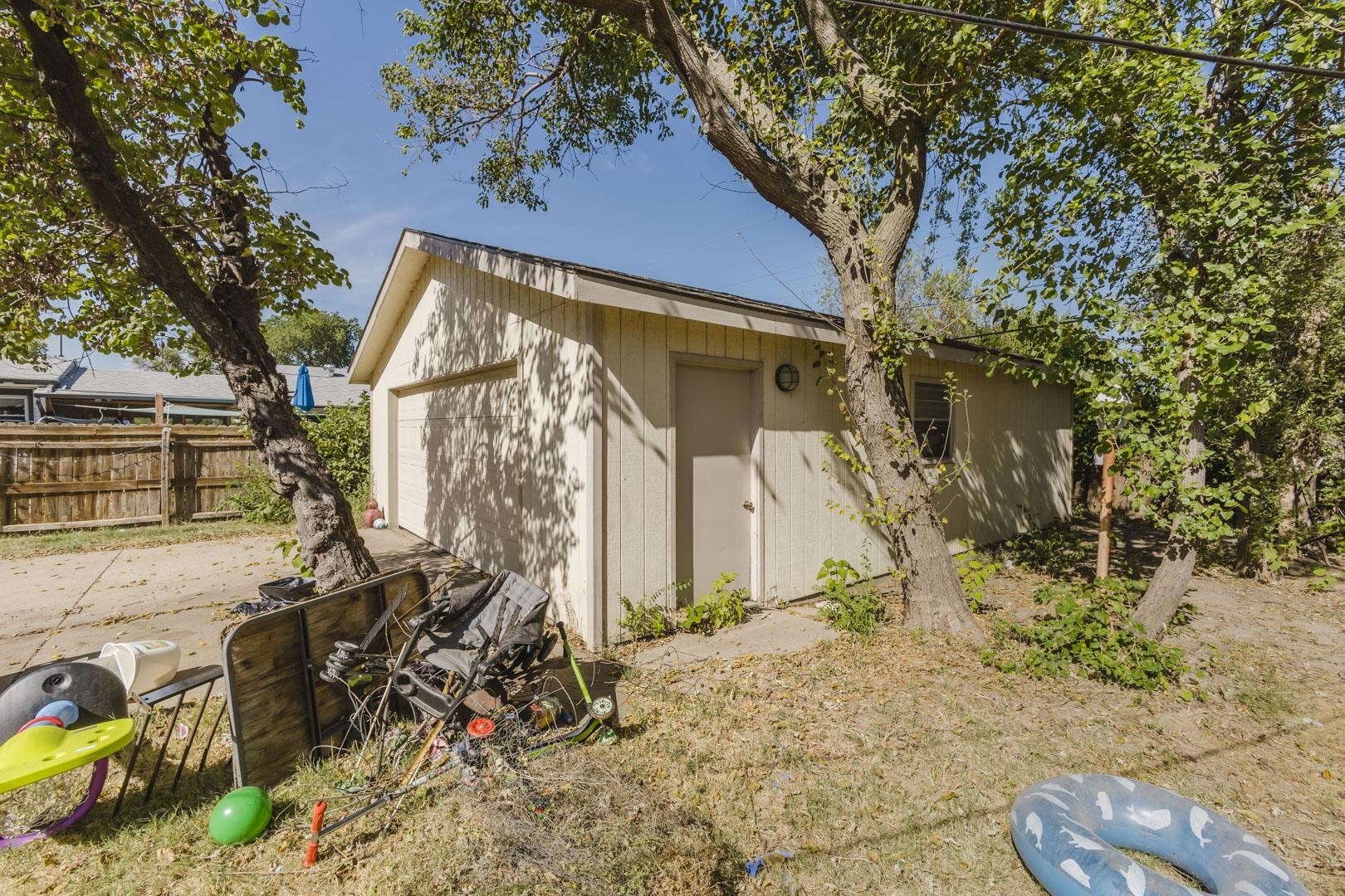 2616 S Oak Property Photo 28
