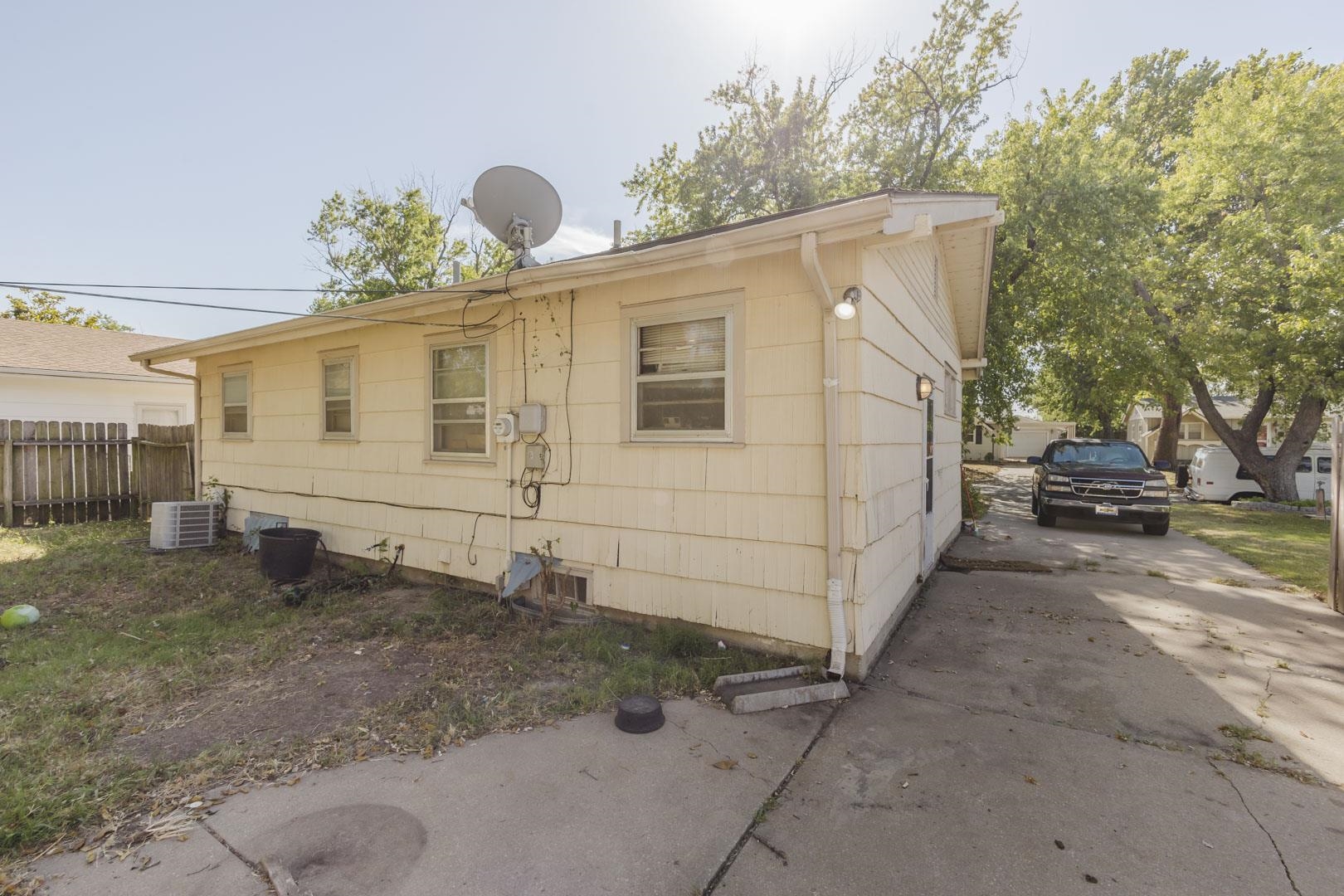 2616 S Oak Property Photo 32