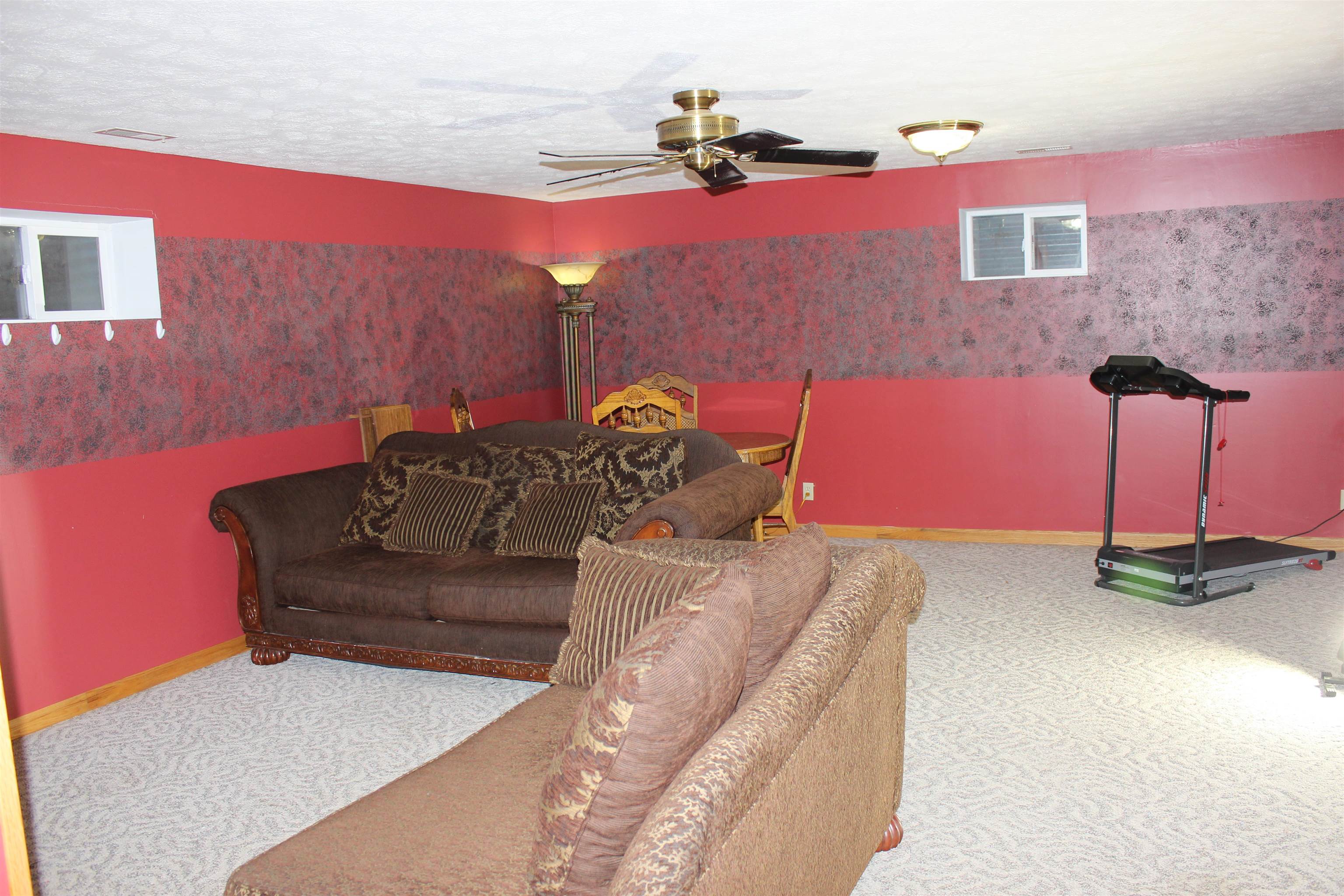 615 W Ave A Property Photo 22