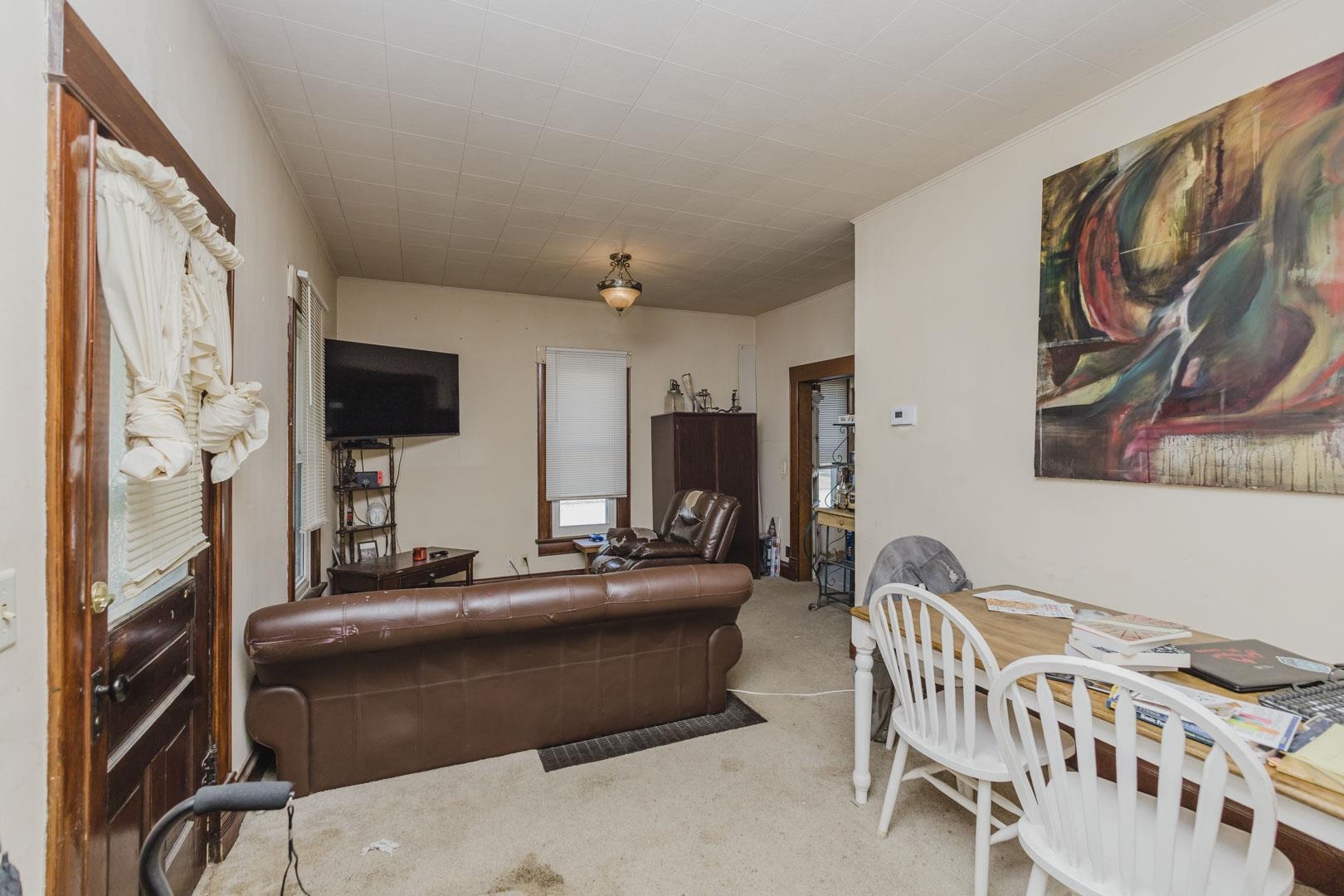 121 S Highland Property Photo 2