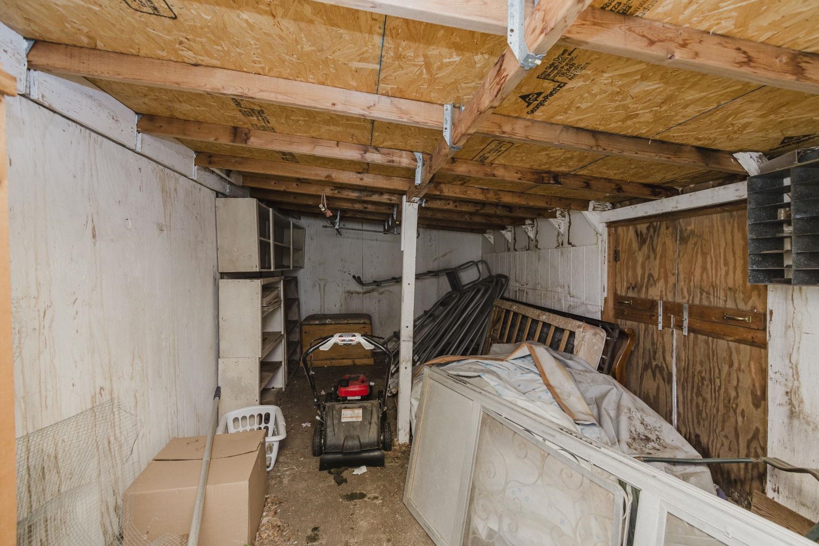 121 S Highland Property Photo 24