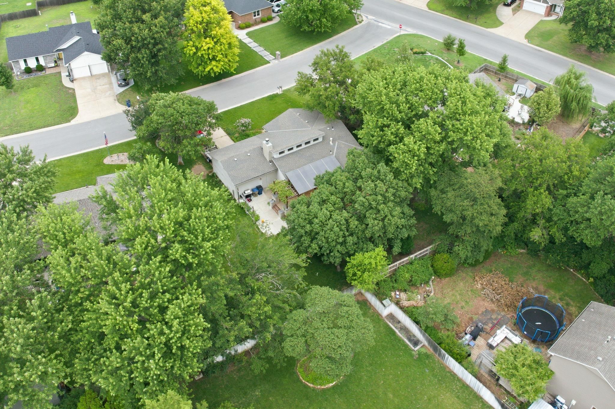 1325 N Split Rail Property Photo 34