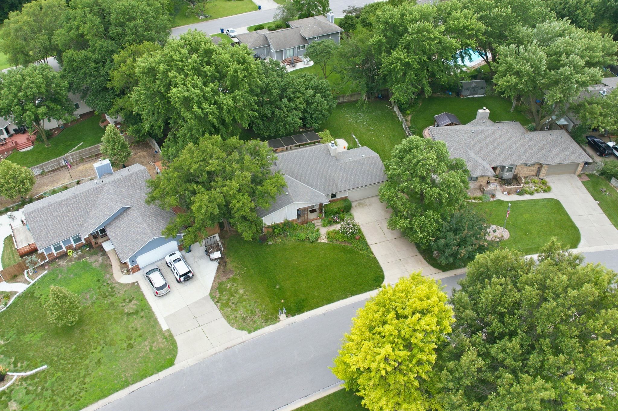 1325 N Split Rail Property Photo 36