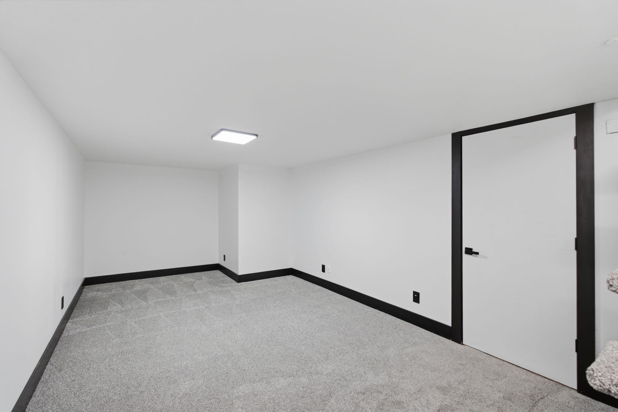 519 Renee Dr Property Photo 27