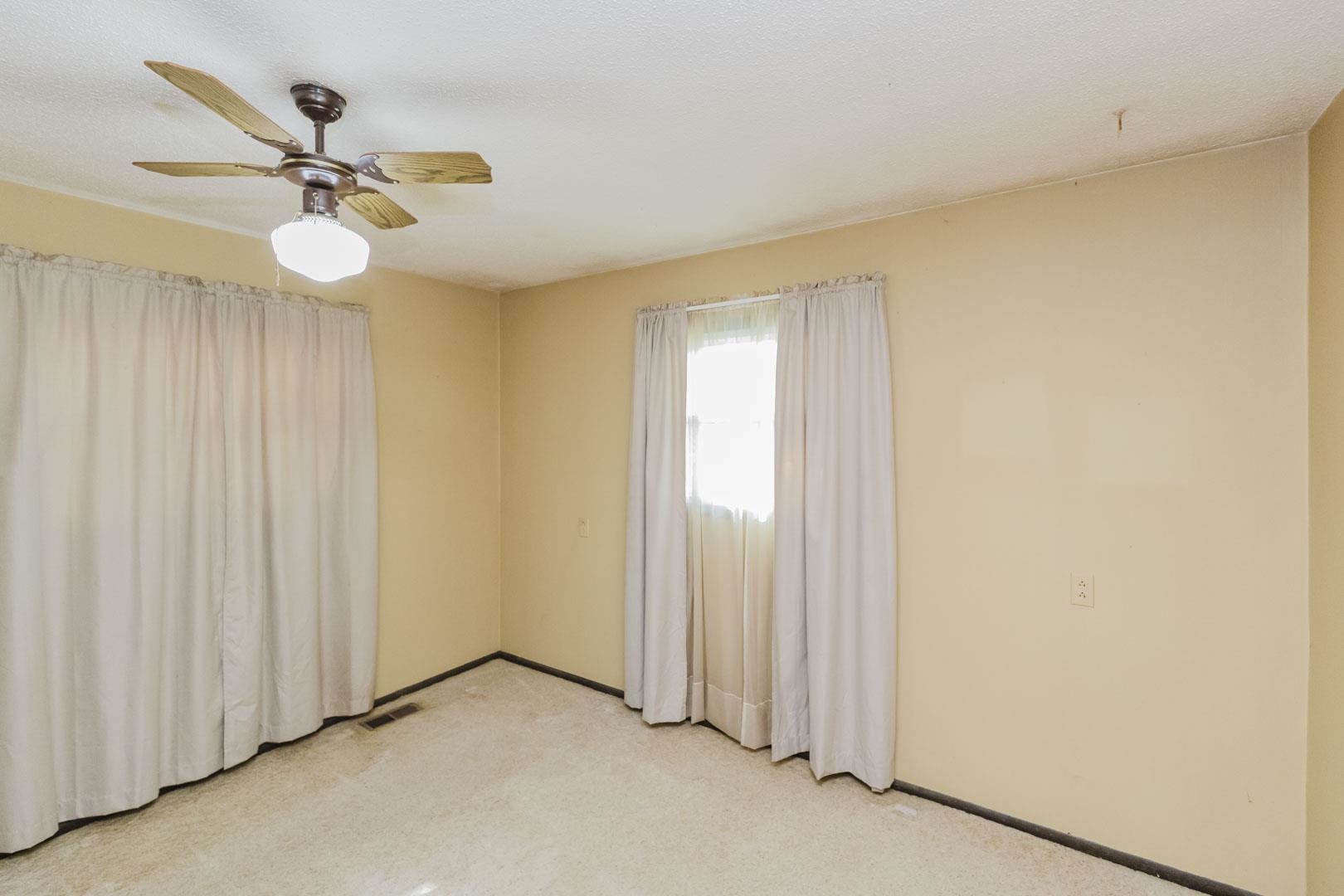 1247 N Hydraulic Property Photo 8