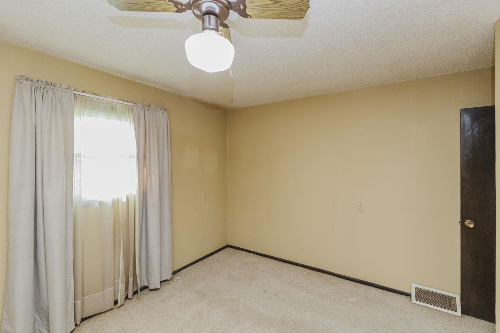 1247 N Hydraulic Property Photo 10