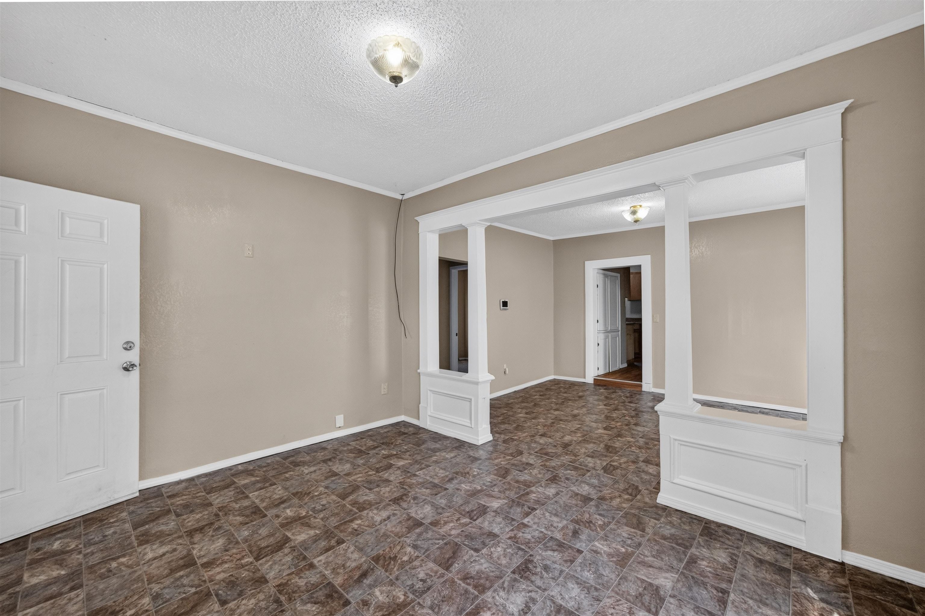 1604 N Topeka Property Photo 5