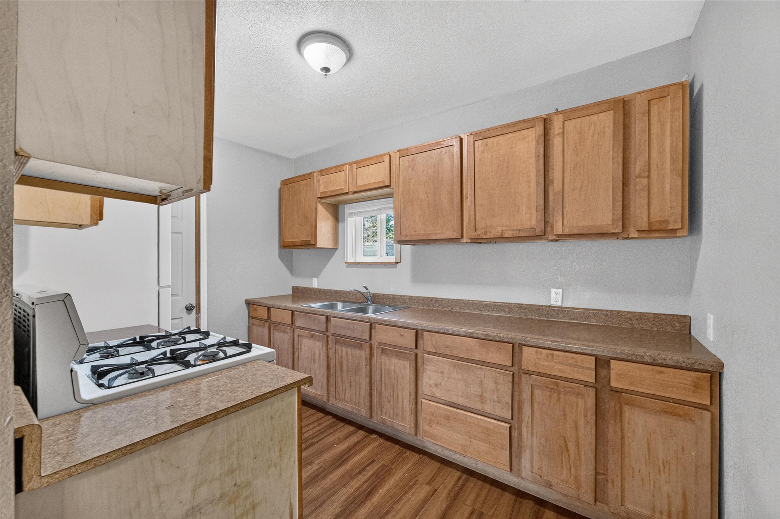 1604 N Topeka Property Photo 19