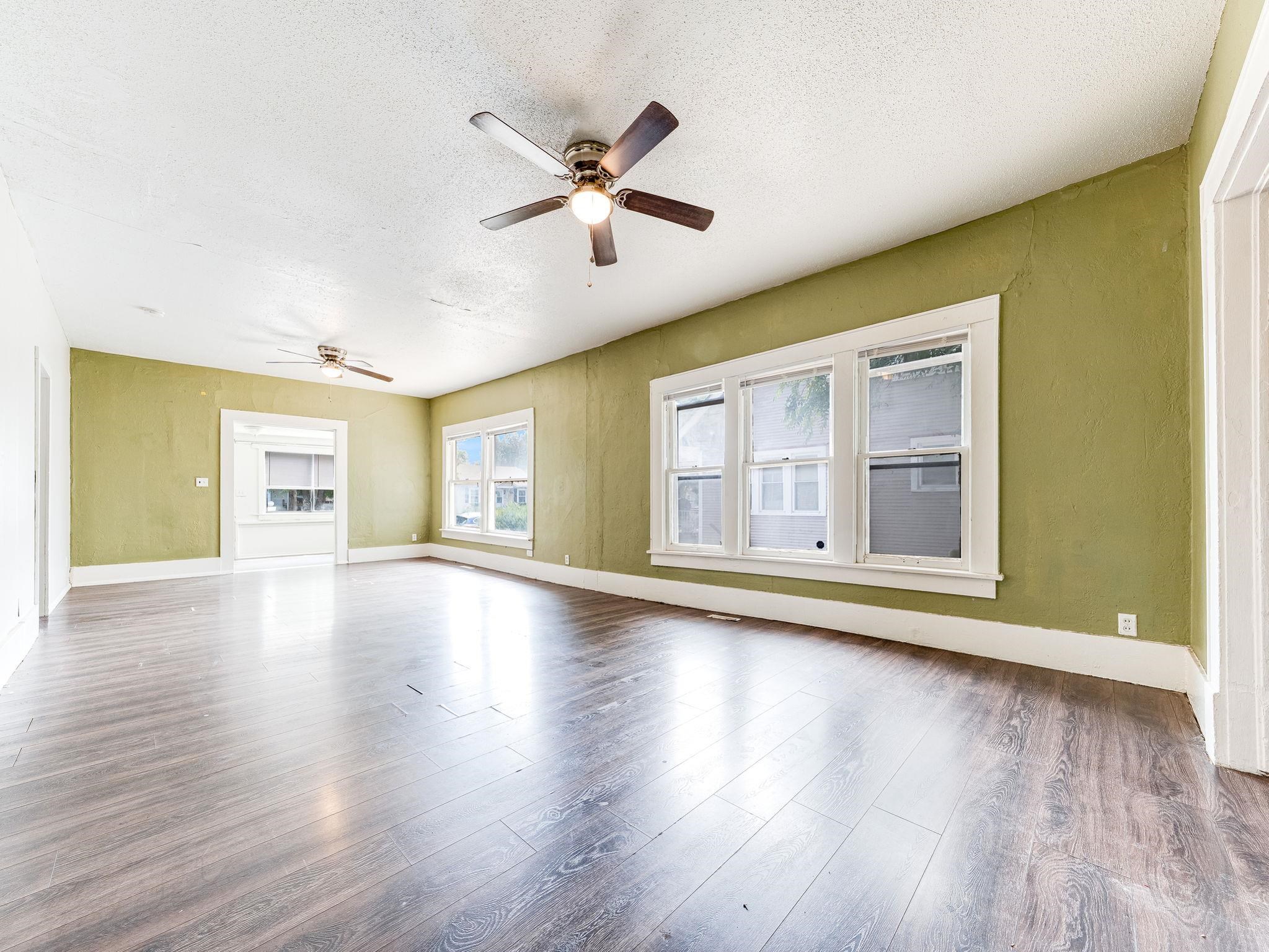 1409 S Water St. Property Photo 10