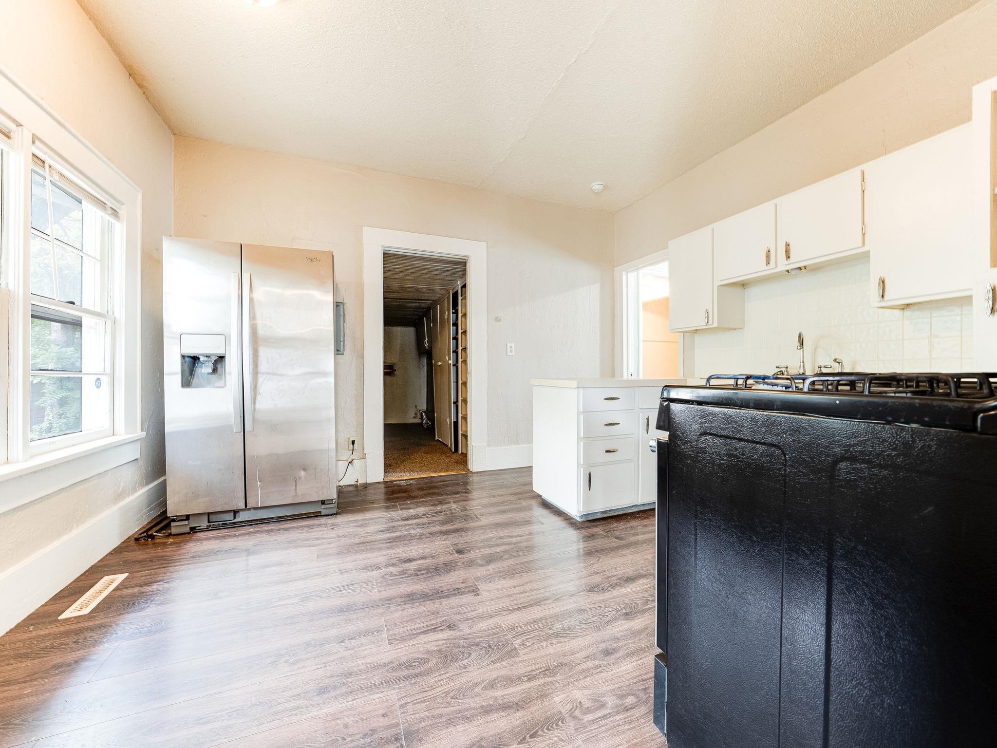 1409 S Water St. Property Photo 15