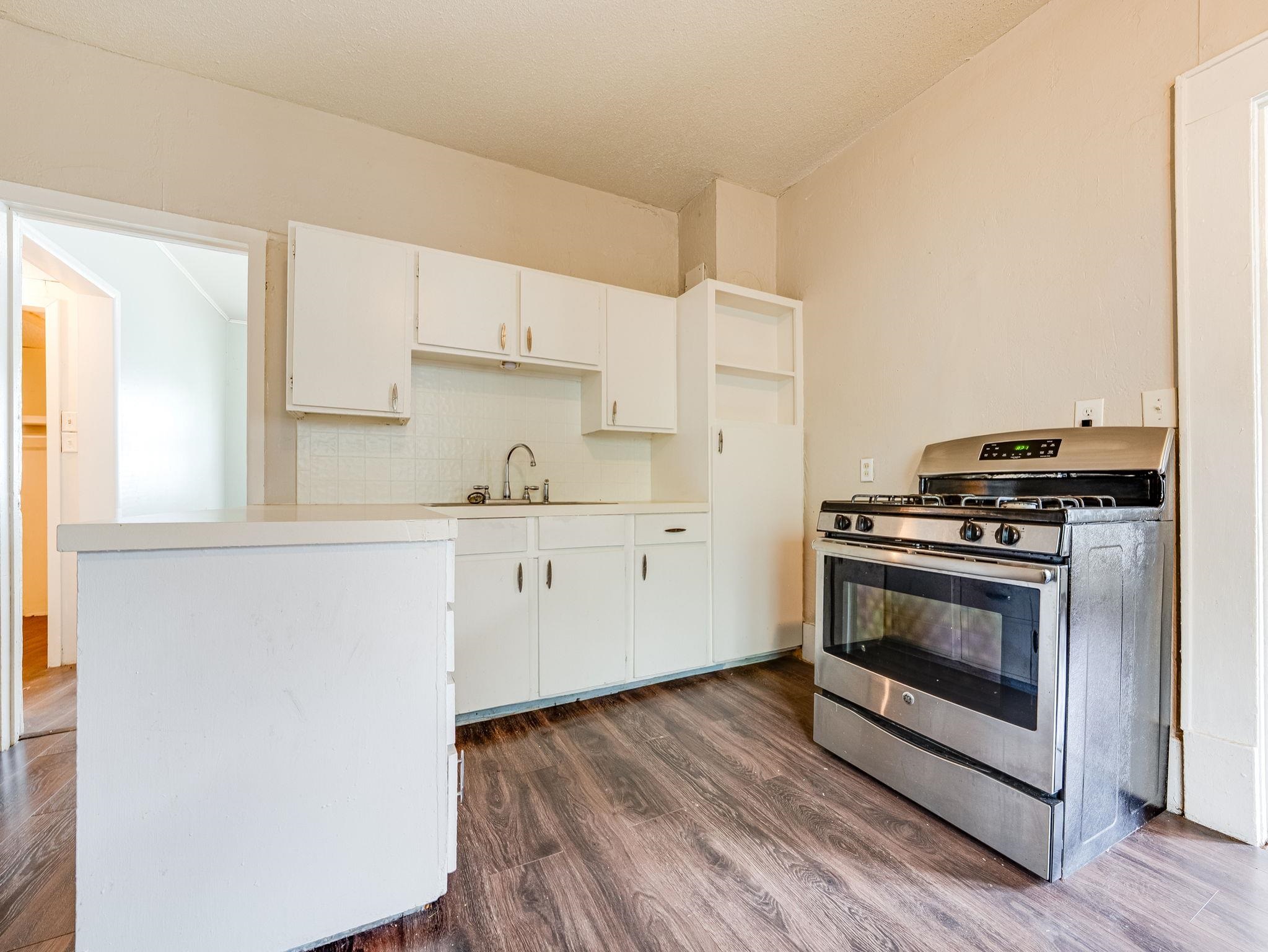 1409 S Water St. Property Photo 16