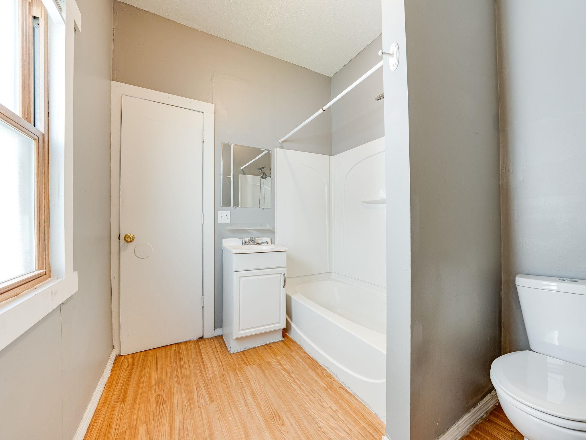 1409 S Water St. Property Photo 23