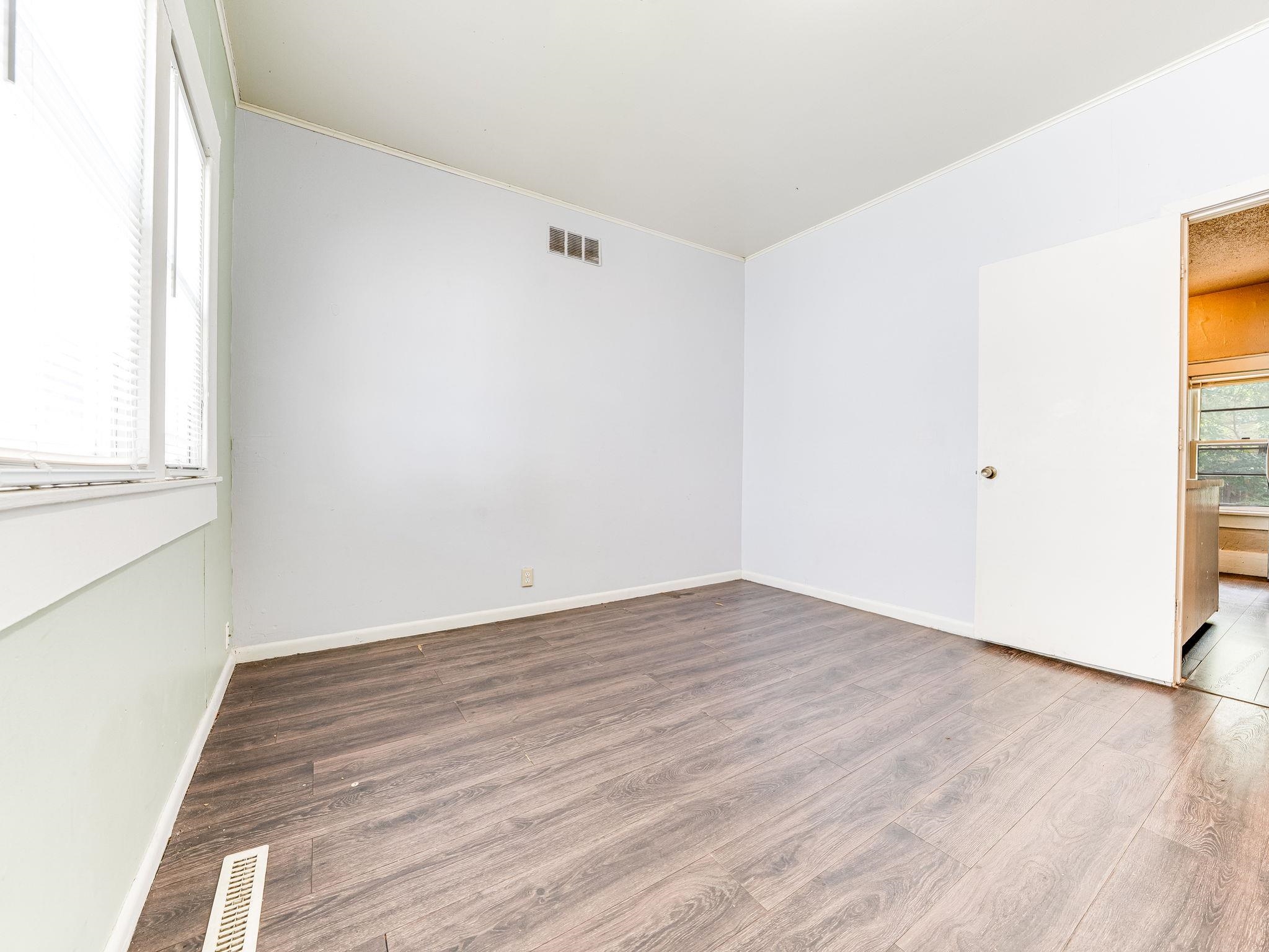1409 S Water St. Property Photo 27
