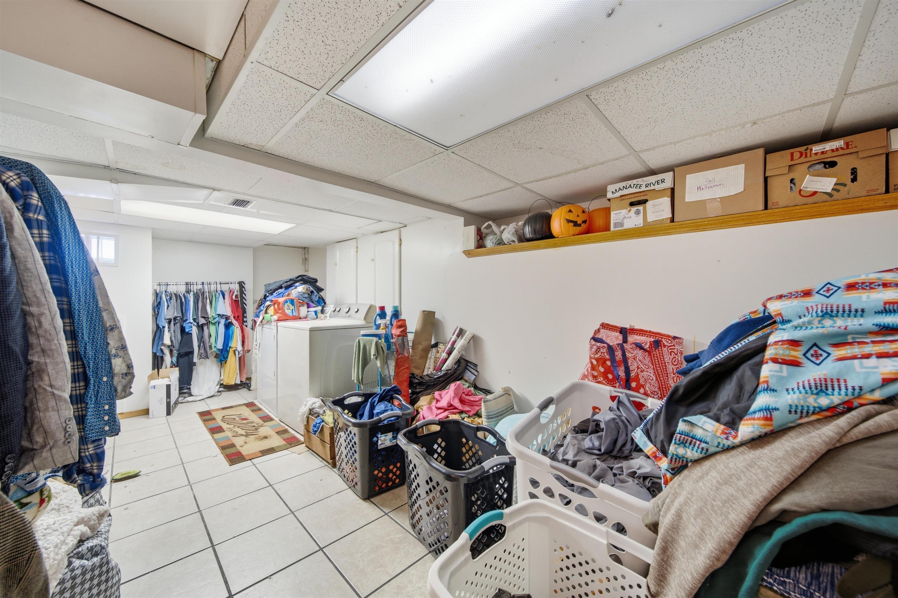 1717 S Washington Property Photo 15