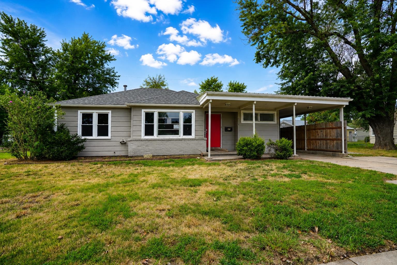 514 Windsor Property Photo 1