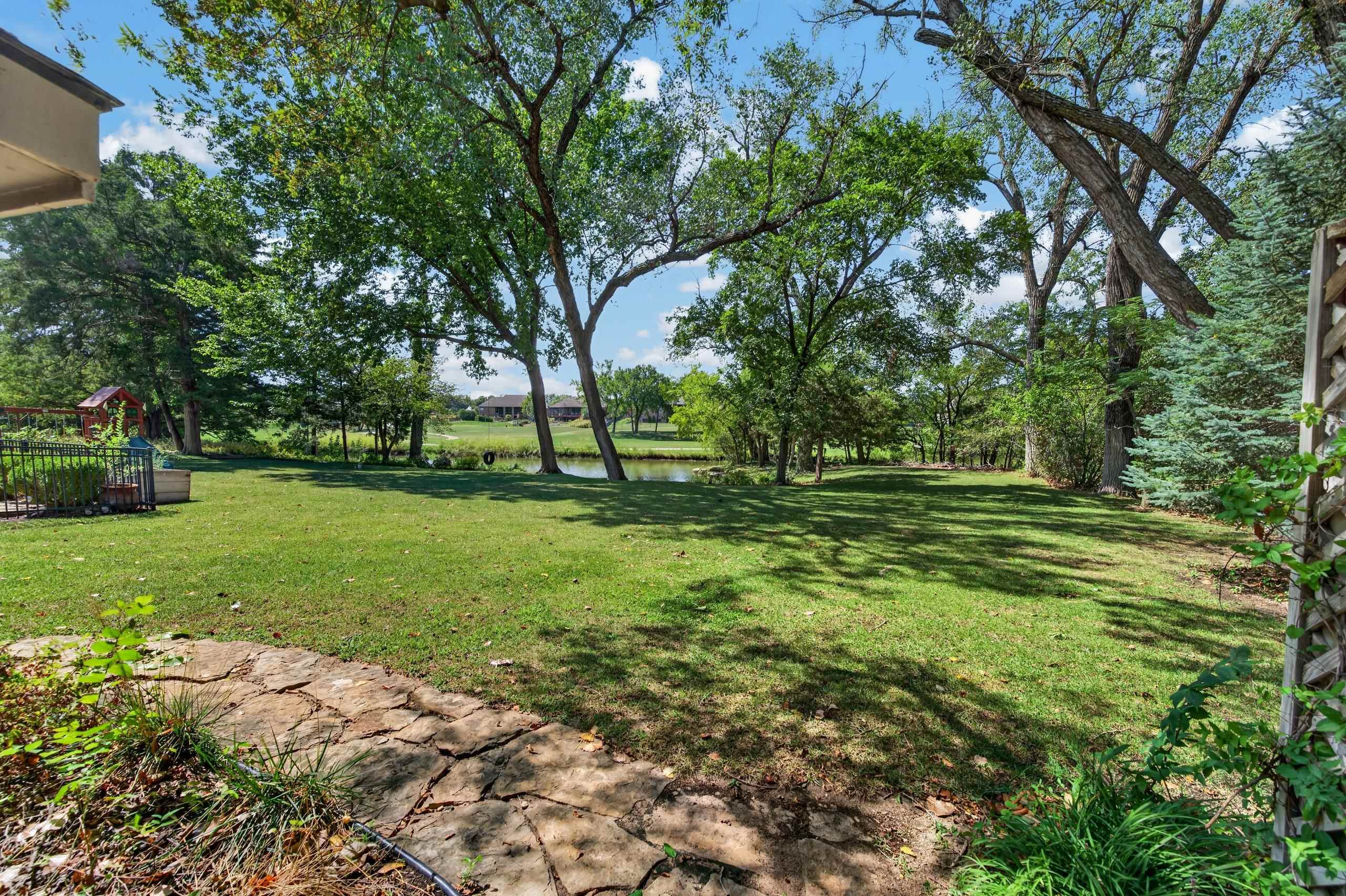 607 N Brookhaven Dr Property Photo 31