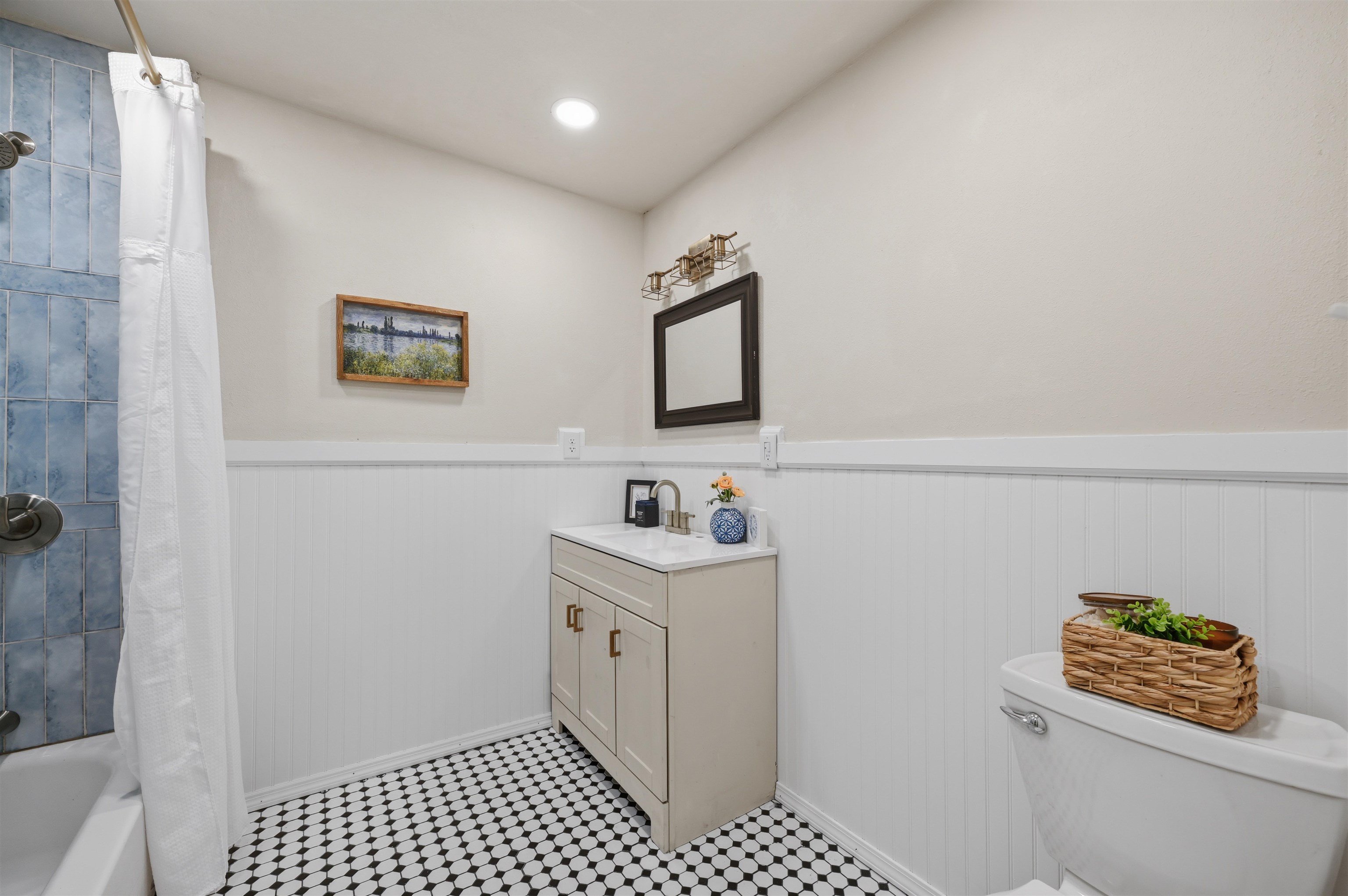 1628 N Waco Property Photo 22