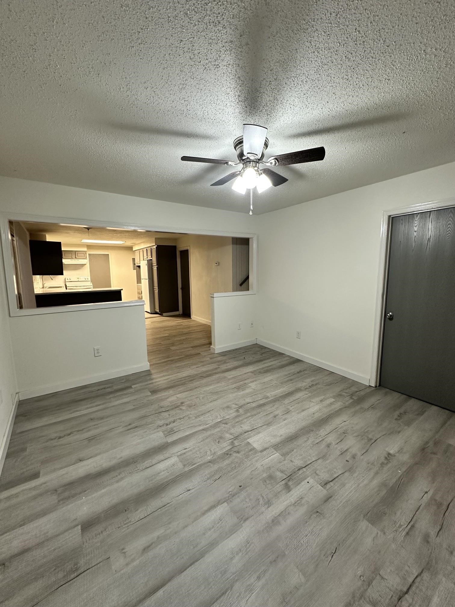 1621 S Waco Property Photo 3