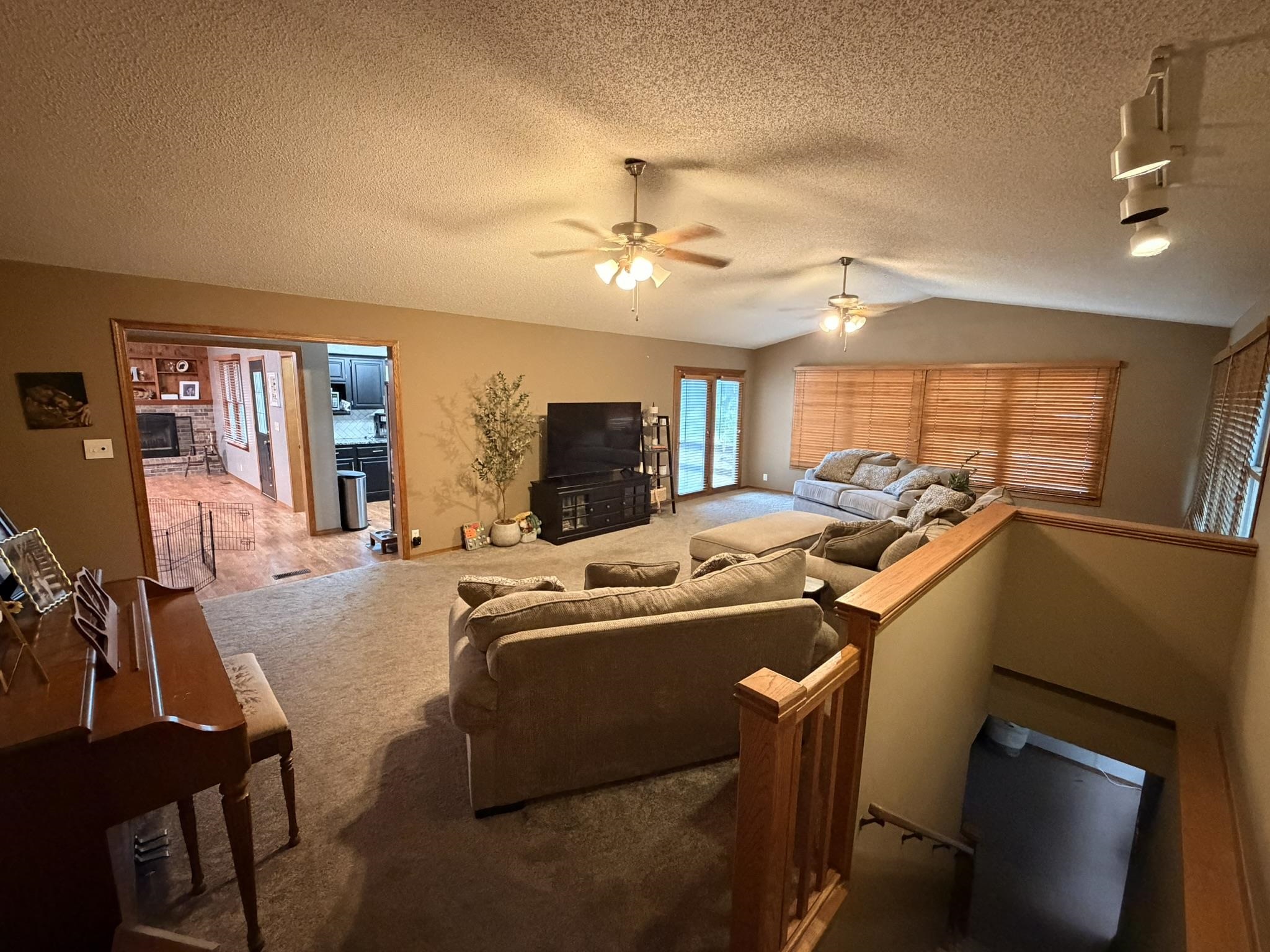 2817 E Birch Avenue Property Photo 17
