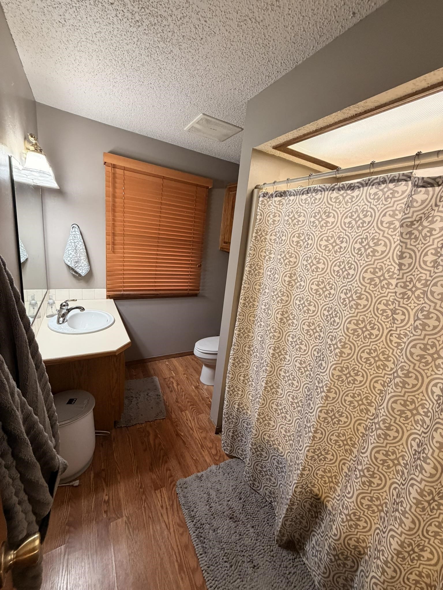 2817 E Birch Avenue Property Photo 24