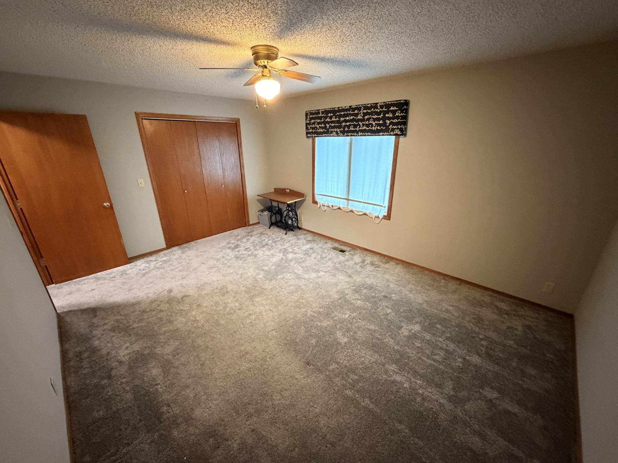2817 E Birch Avenue Property Photo 26