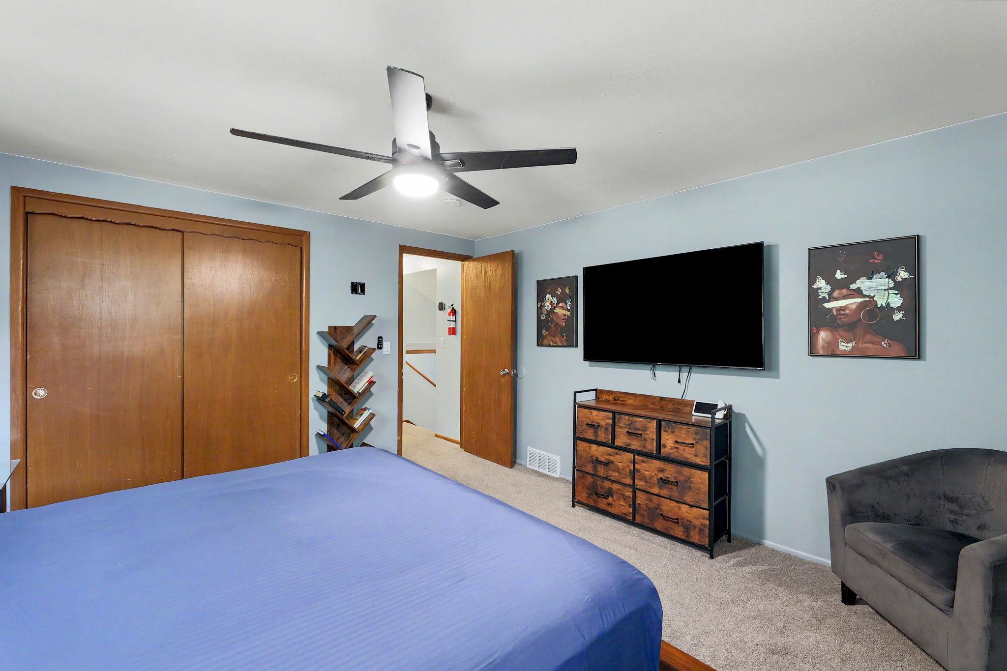 10233 W Binter Property Photo 13