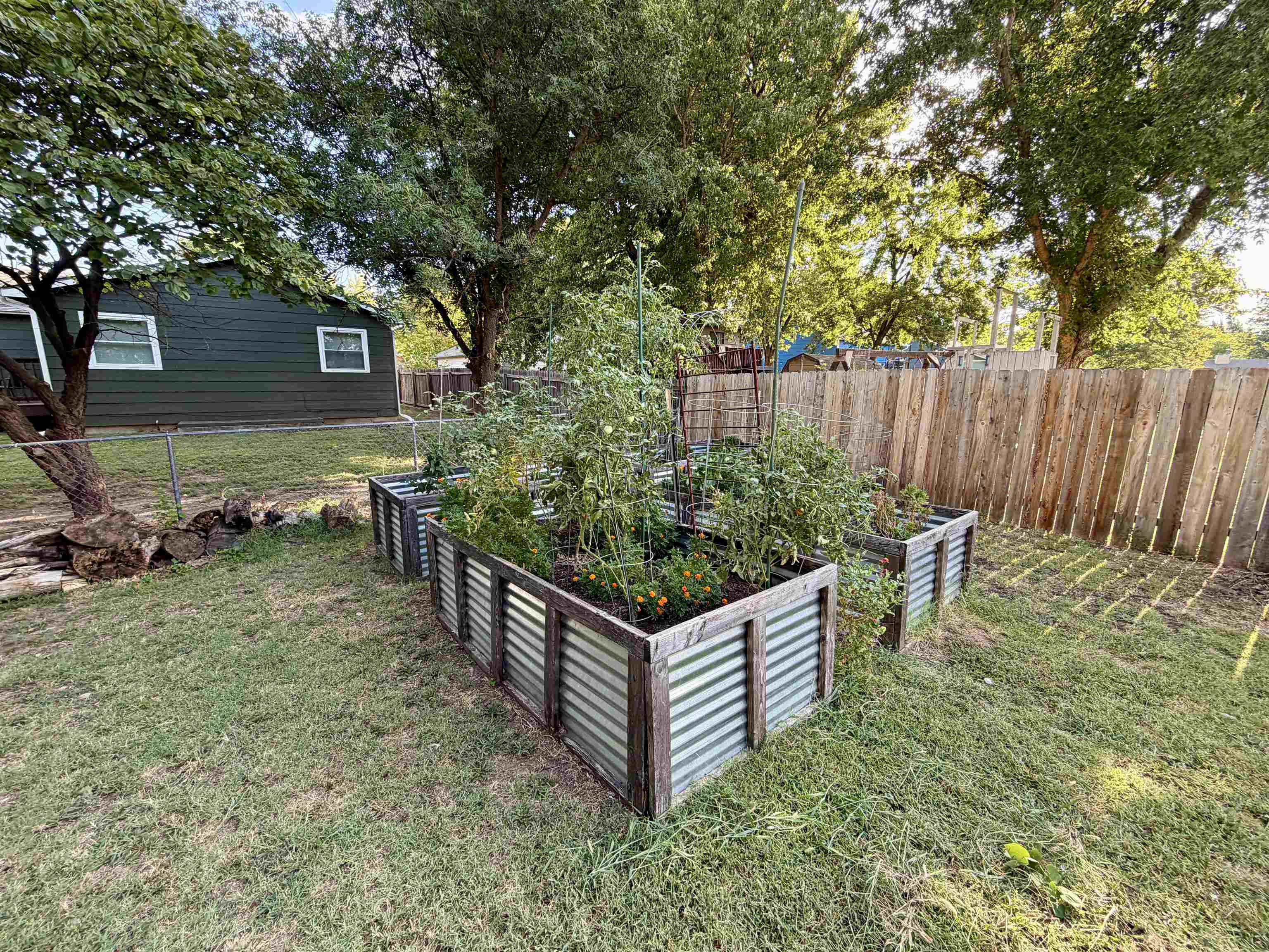 336 W Tomahawk Property Photo 20