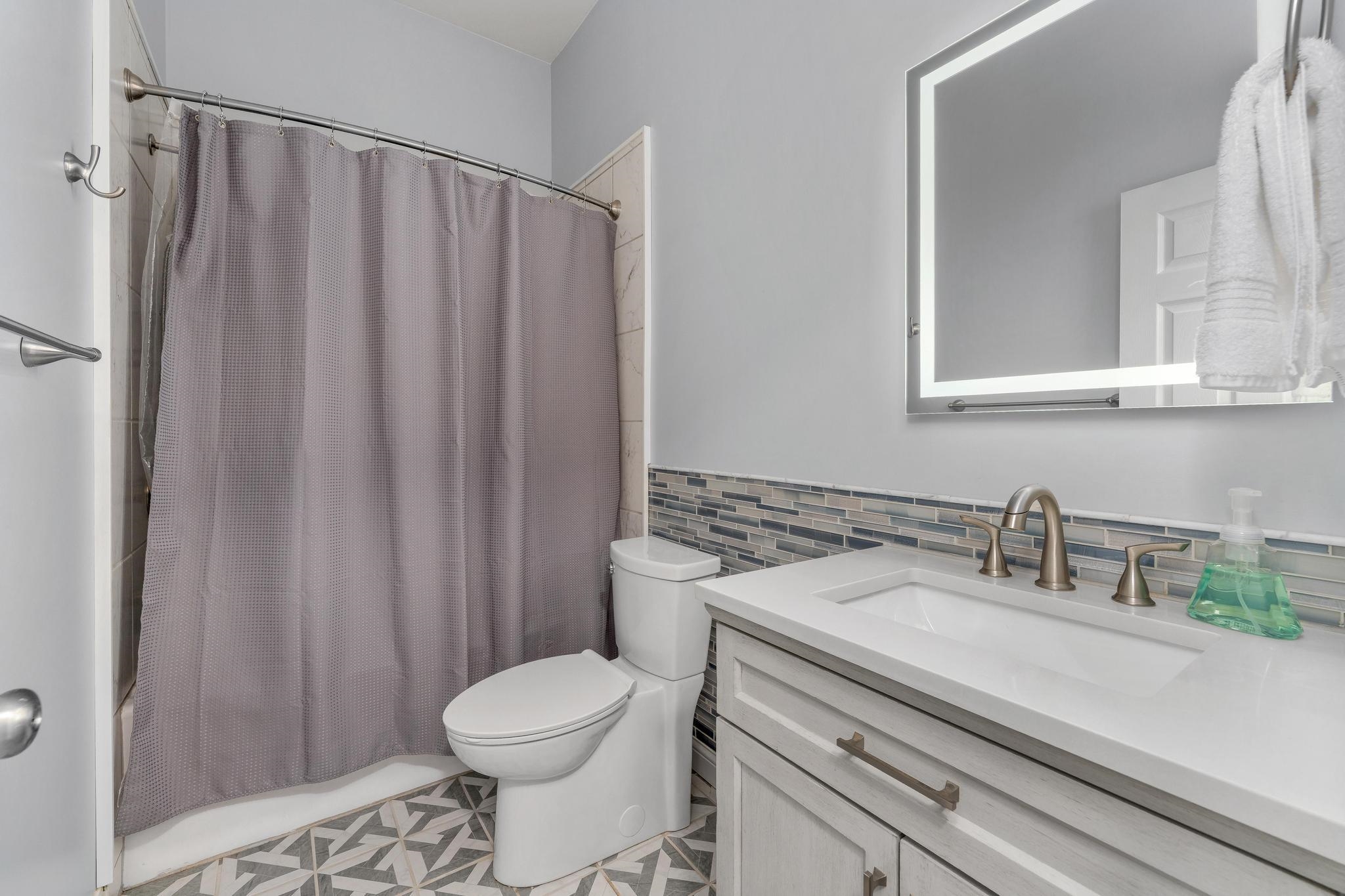 1272 N Hickory Creek Ct Property Photo 24
