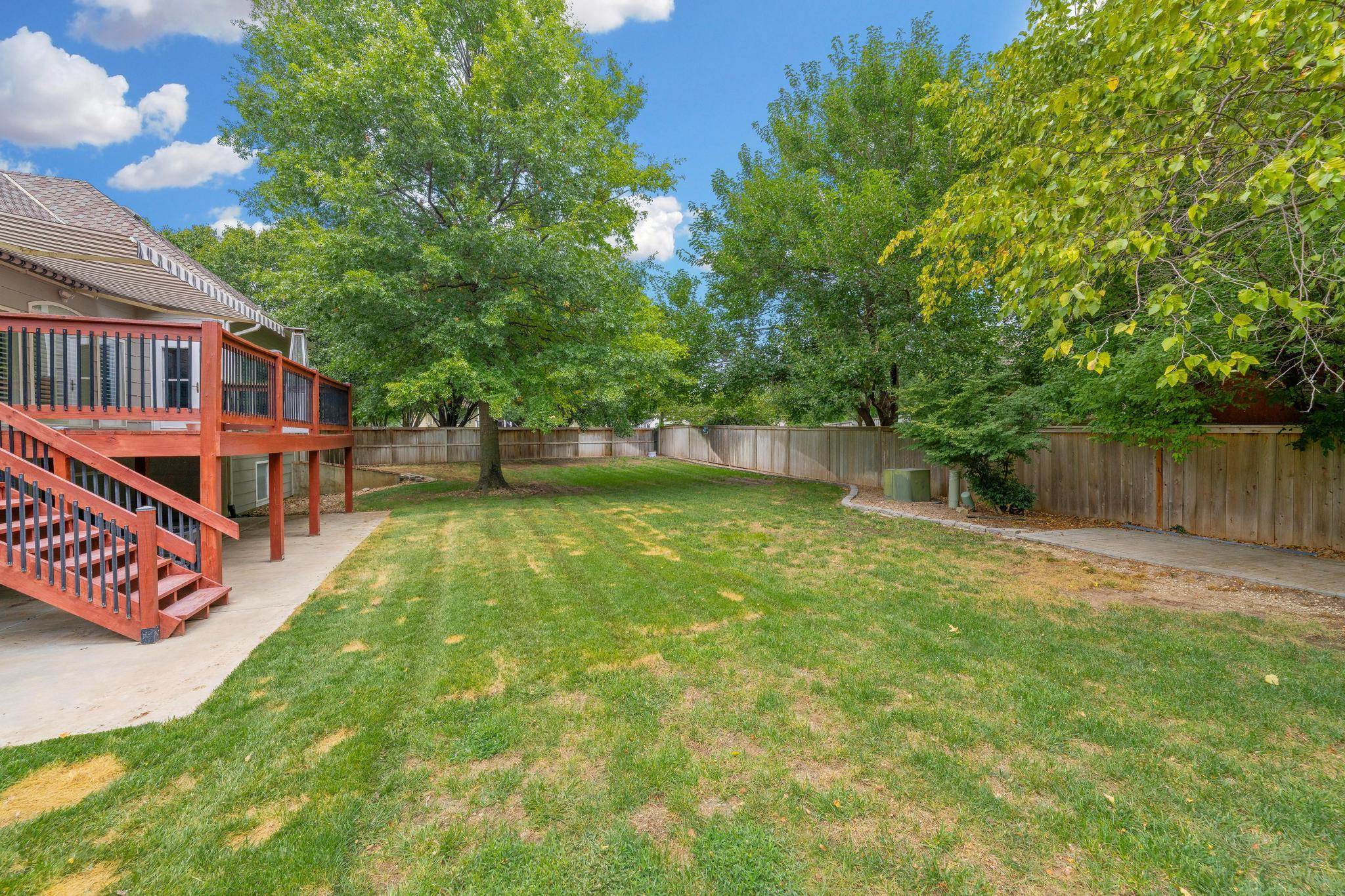 1272 N Hickory Creek Ct Property Photo 34