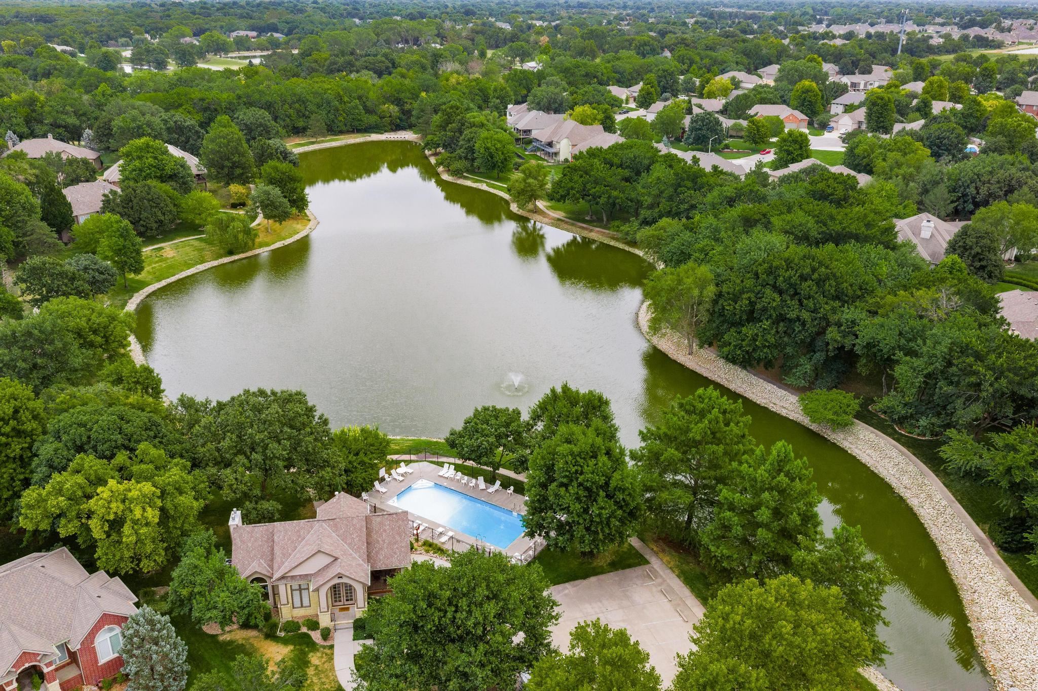 1272 N Hickory Creek Ct Property Photo 36