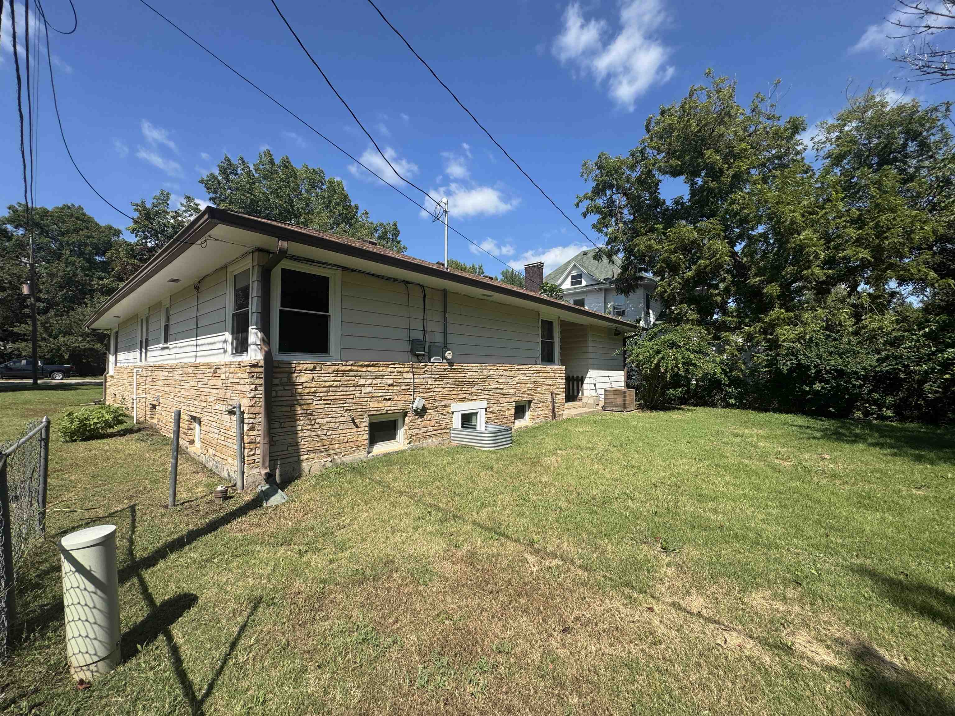 815 E 1st Property Photo 6