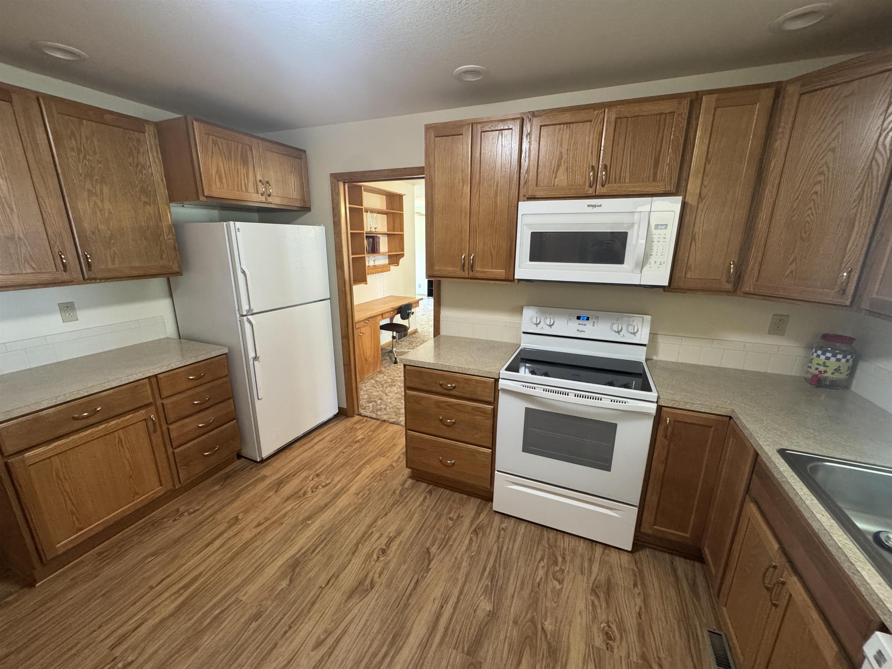 815 E 1st Property Photo 14
