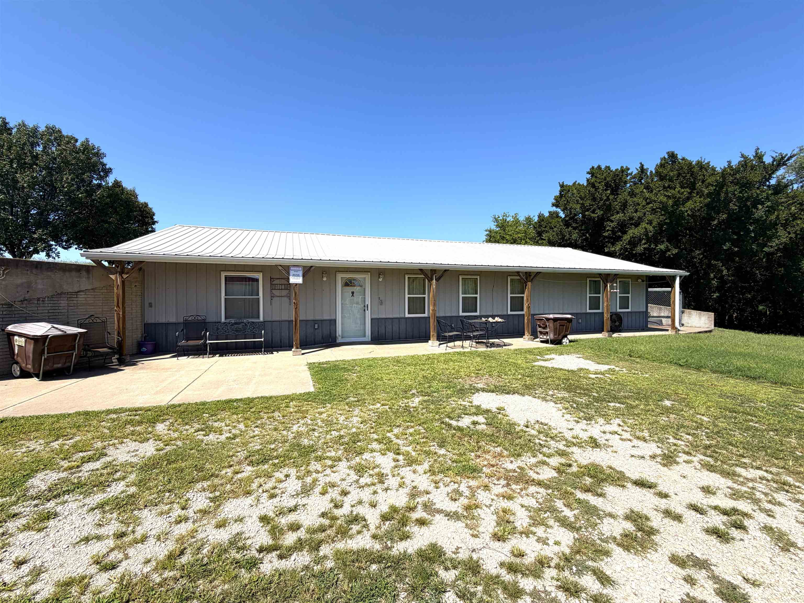 1766 Jeep Road Property Photo 1