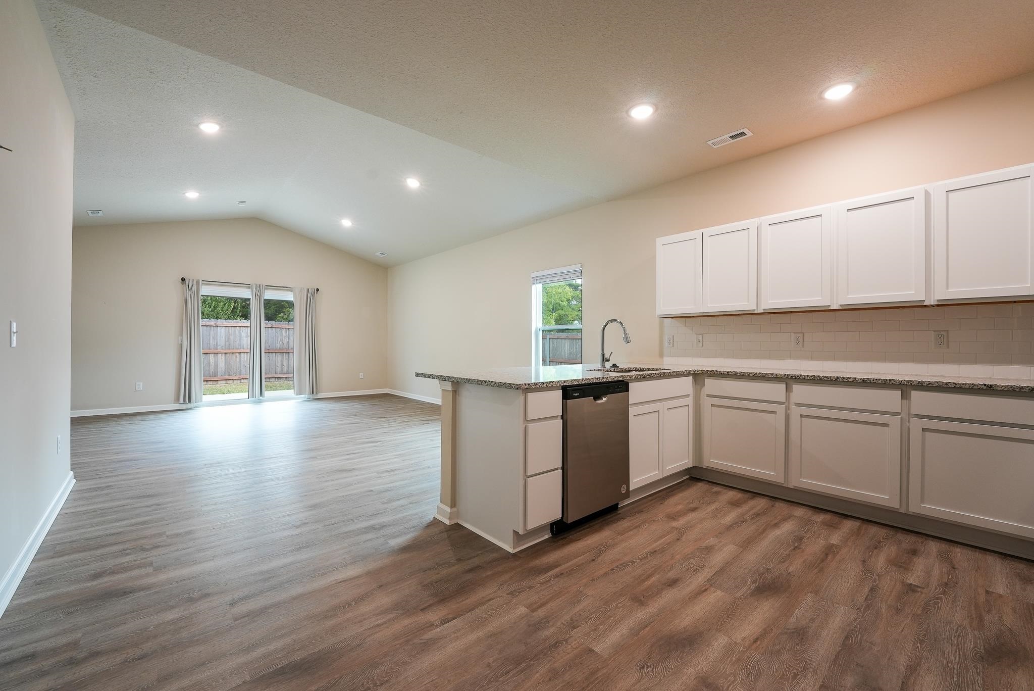620 W Finney Ave. Property Photo 3