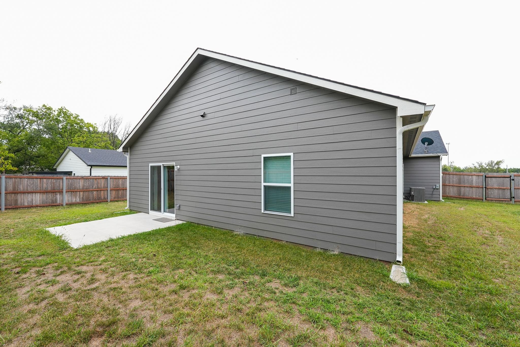 620 W Finney Ave. Property Photo 23