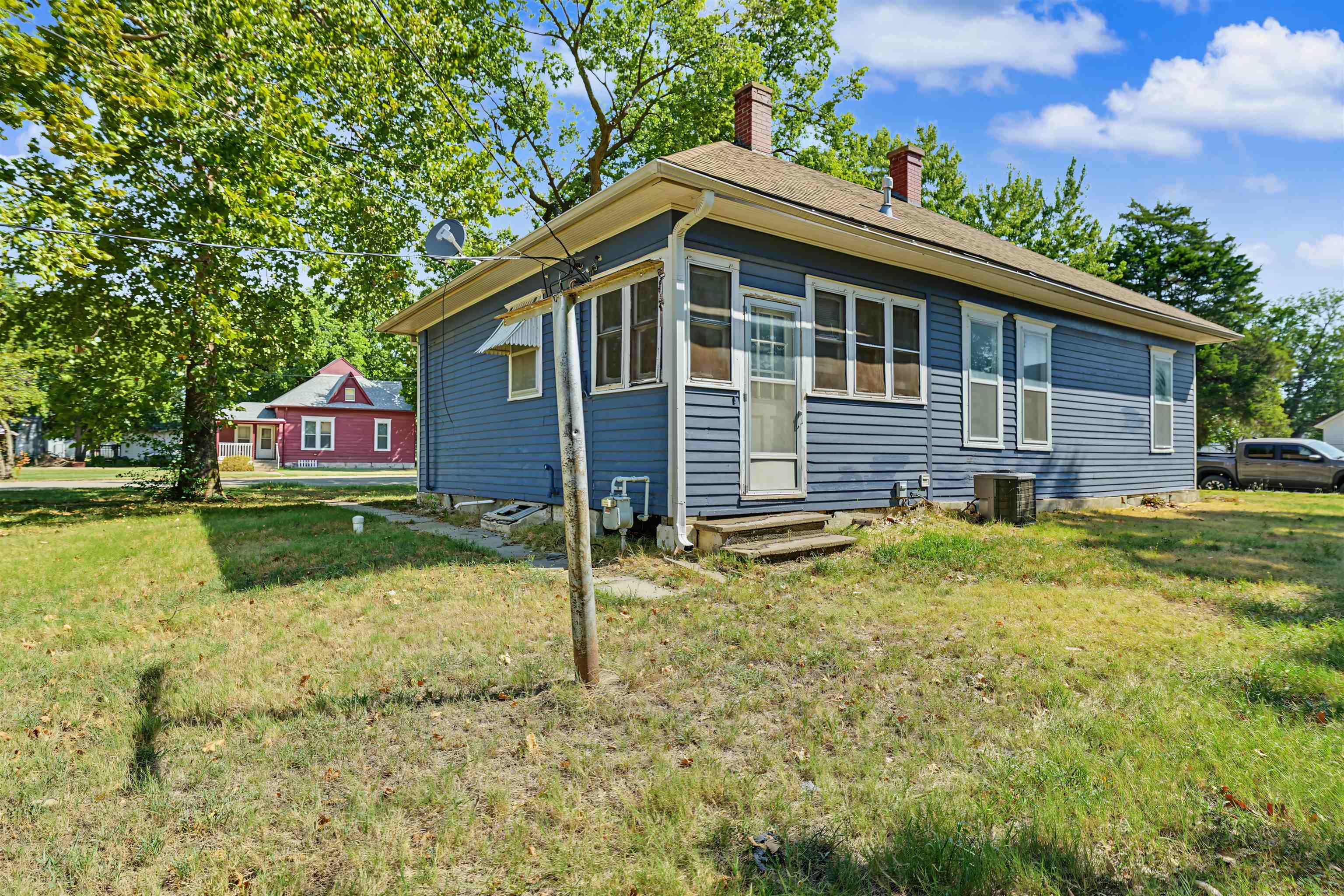 121 N Swedonia Street Property Photo 12