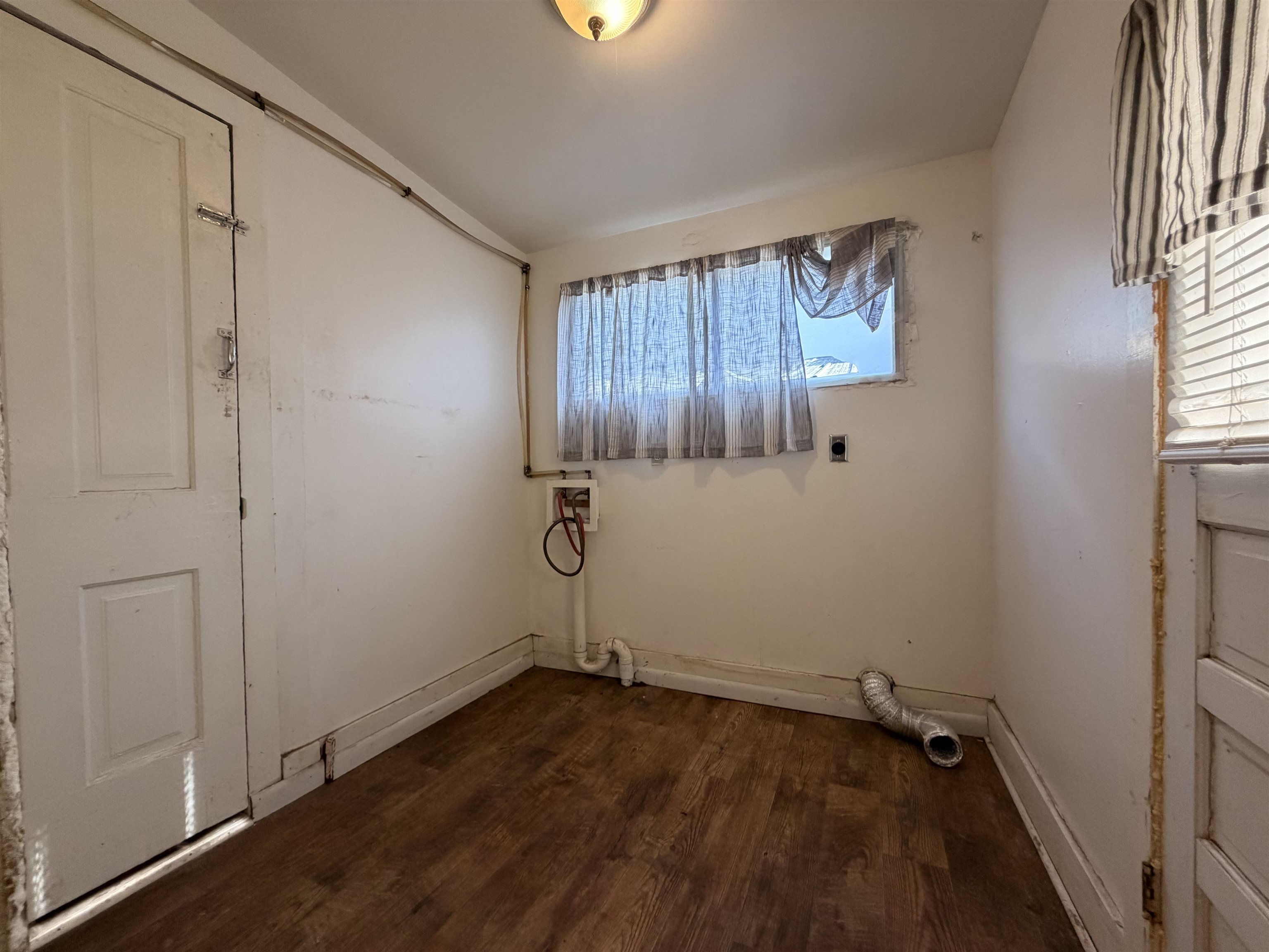801 A Property Photo 11