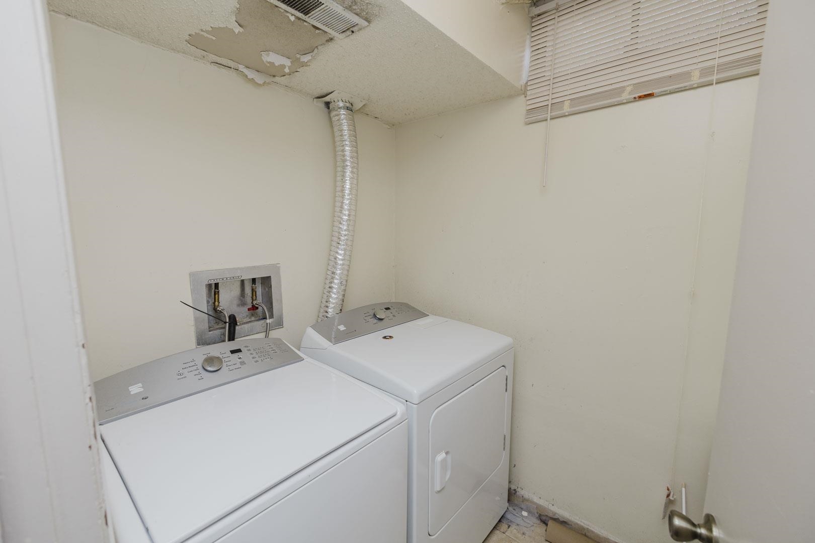 2438 S Capri Property Photo 19