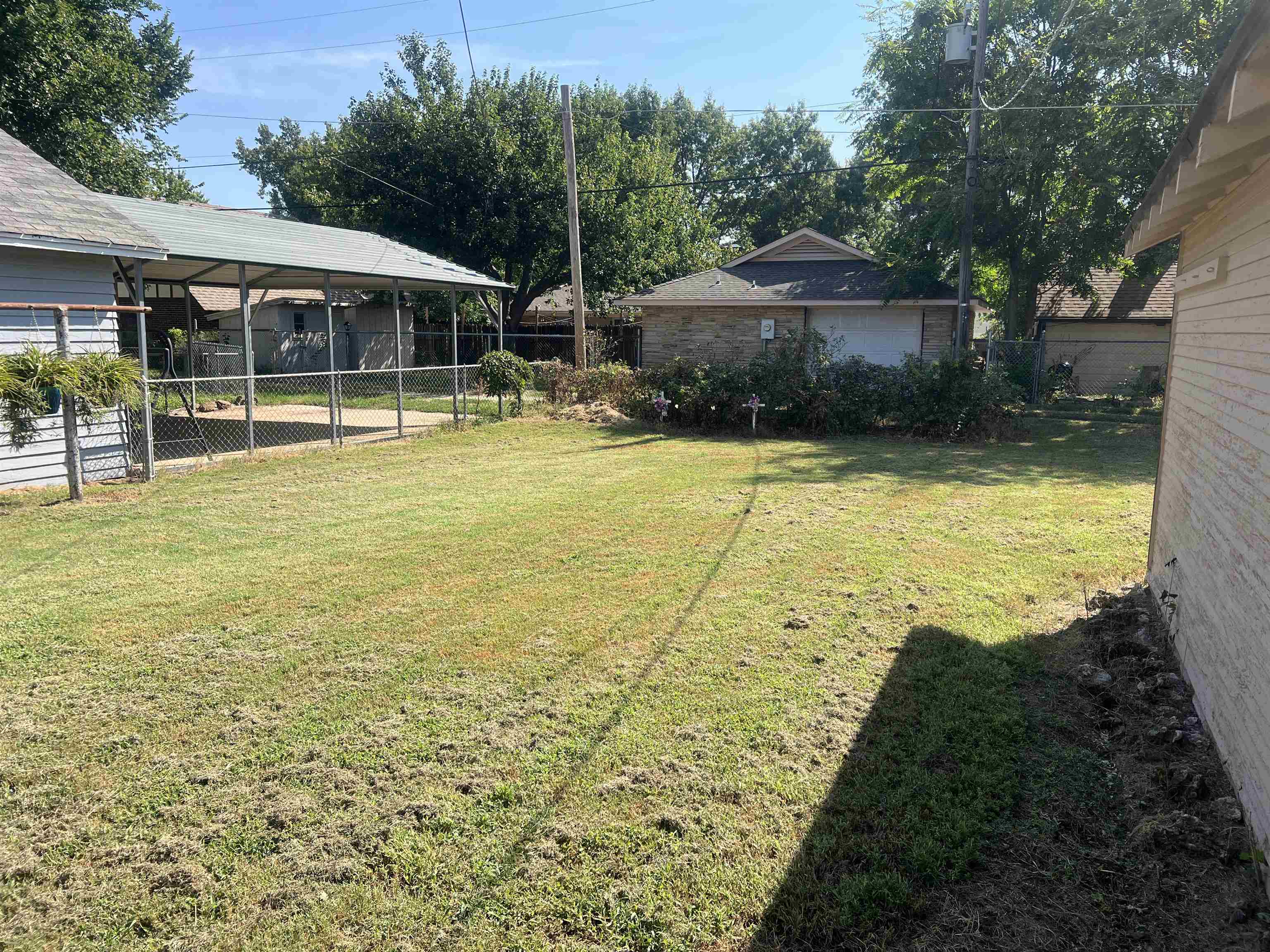 1022 N 3 Property Photo 5
