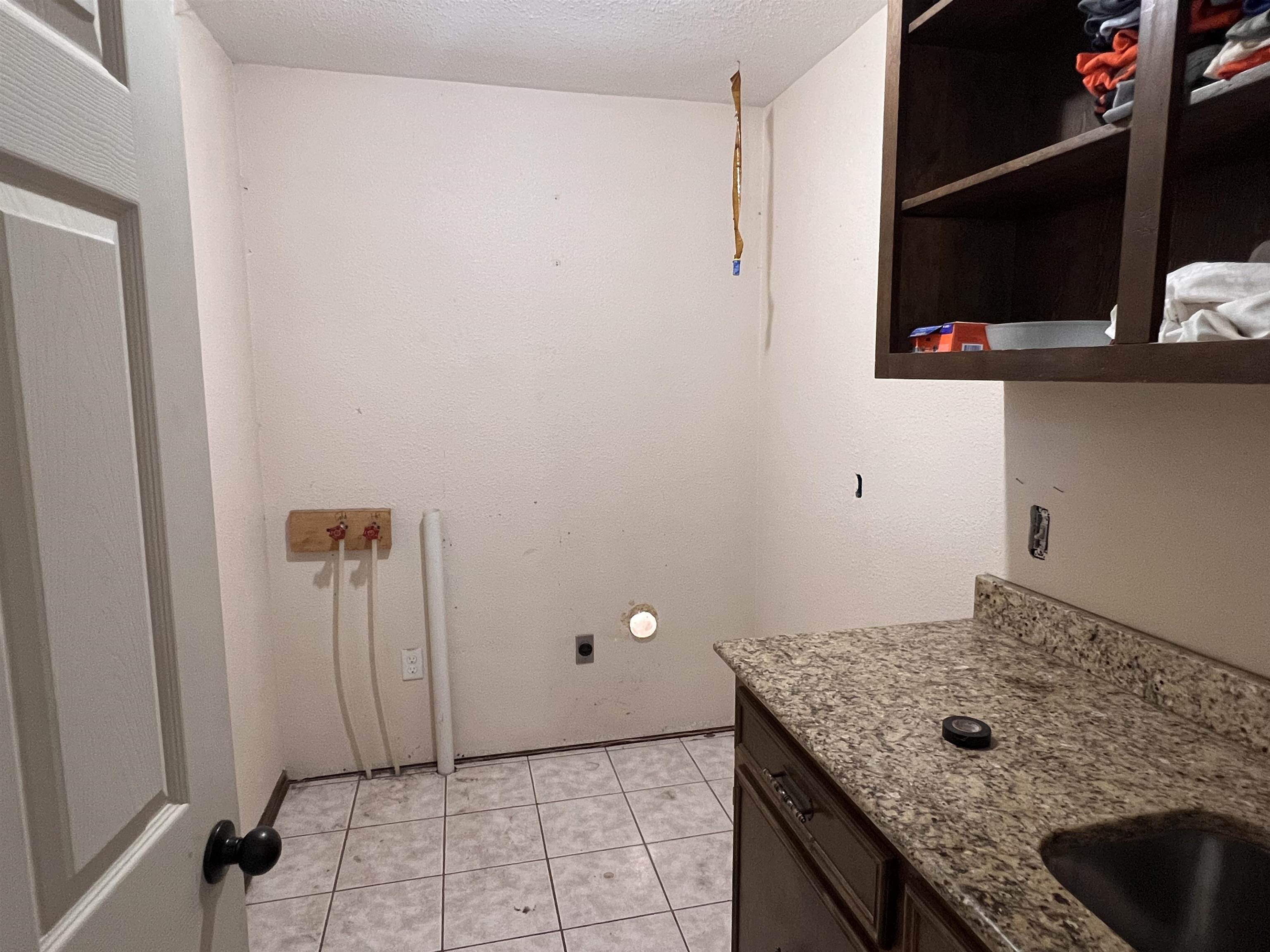 2304 Star St Property Photo 14