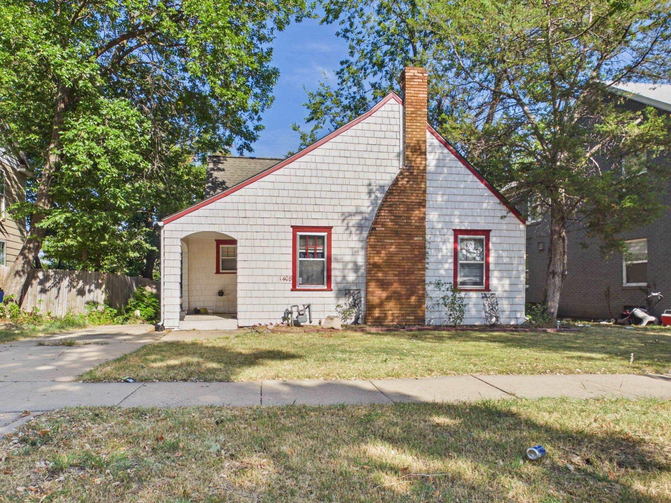 1408 N Vassar Ave Property Photo 1