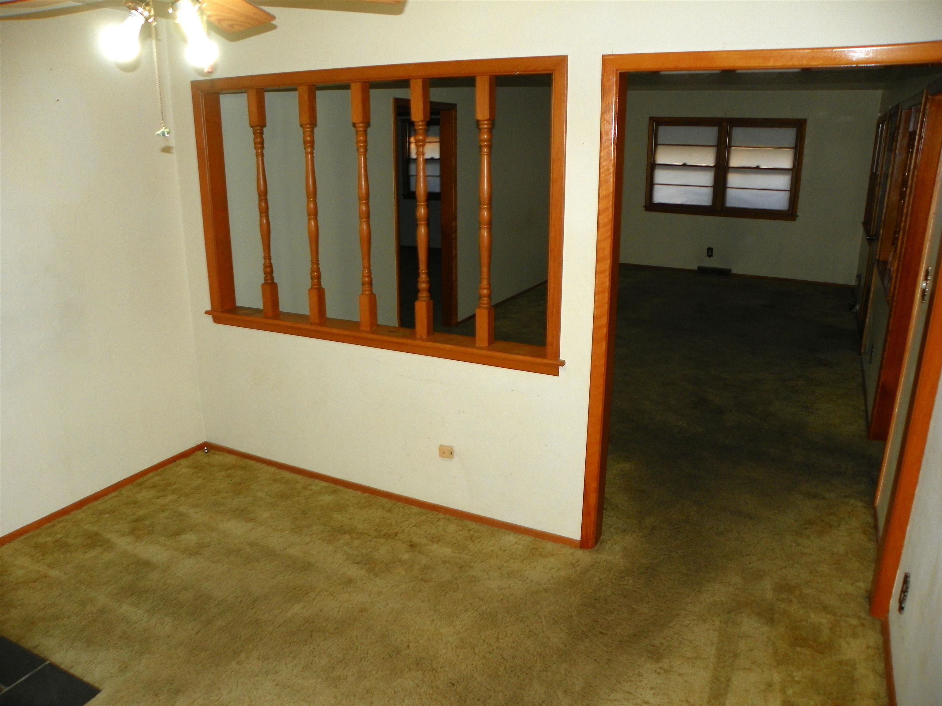 5320 S Seneca St. Property Photo 16