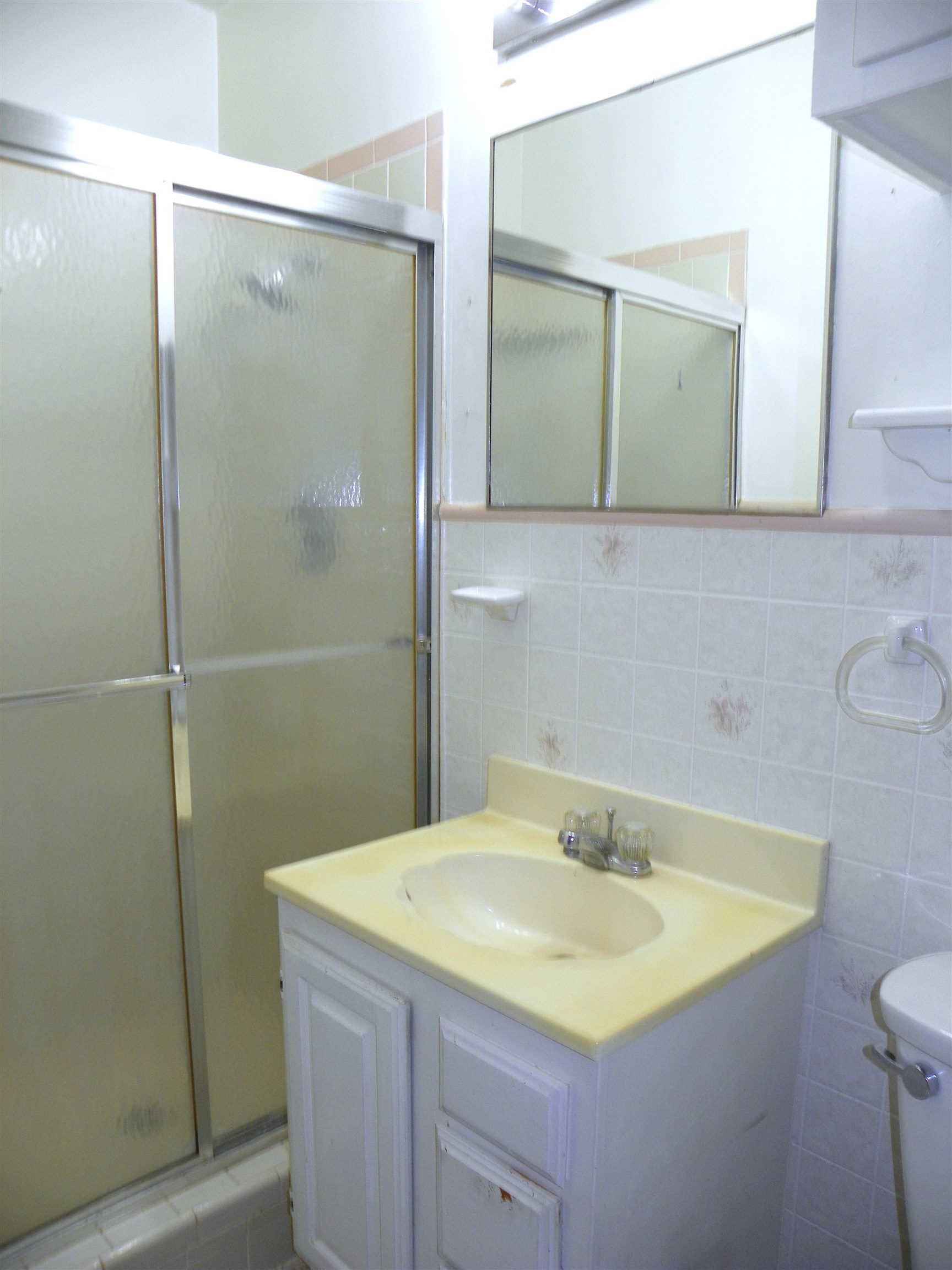 5320 S Seneca St. Property Photo 24